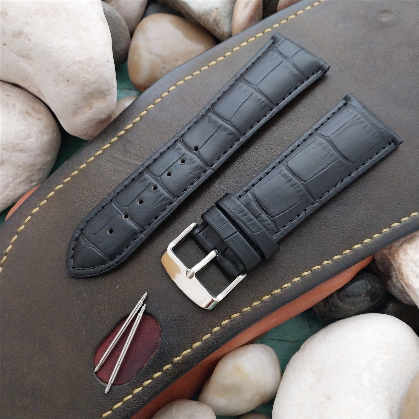 26mm Hadley Roma Black Croco-Grain Leather Unused Watch Band