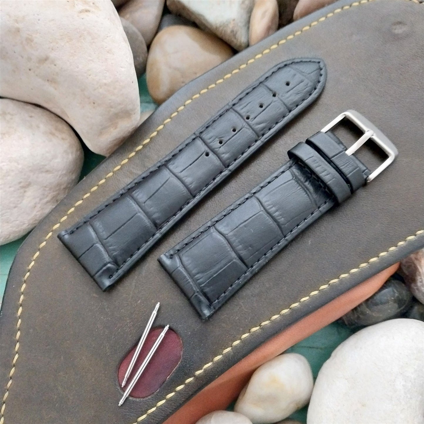 26mm Hadley Roma Black Croco-Grain Leather Unused Watch Band