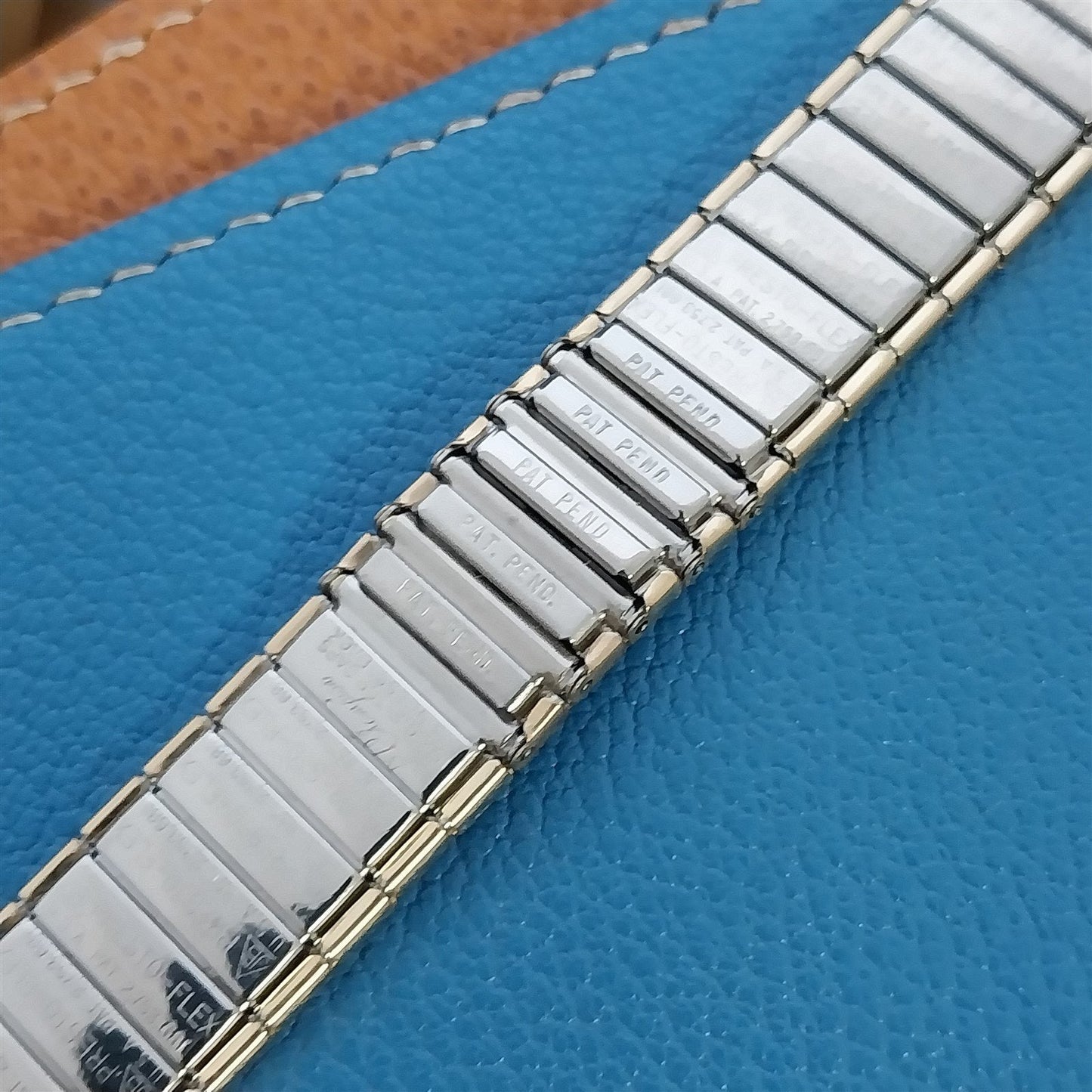 19mm 18mm 17mm JB Champion Slim Gold-Filled Unused 1960s Vintage Watch Band