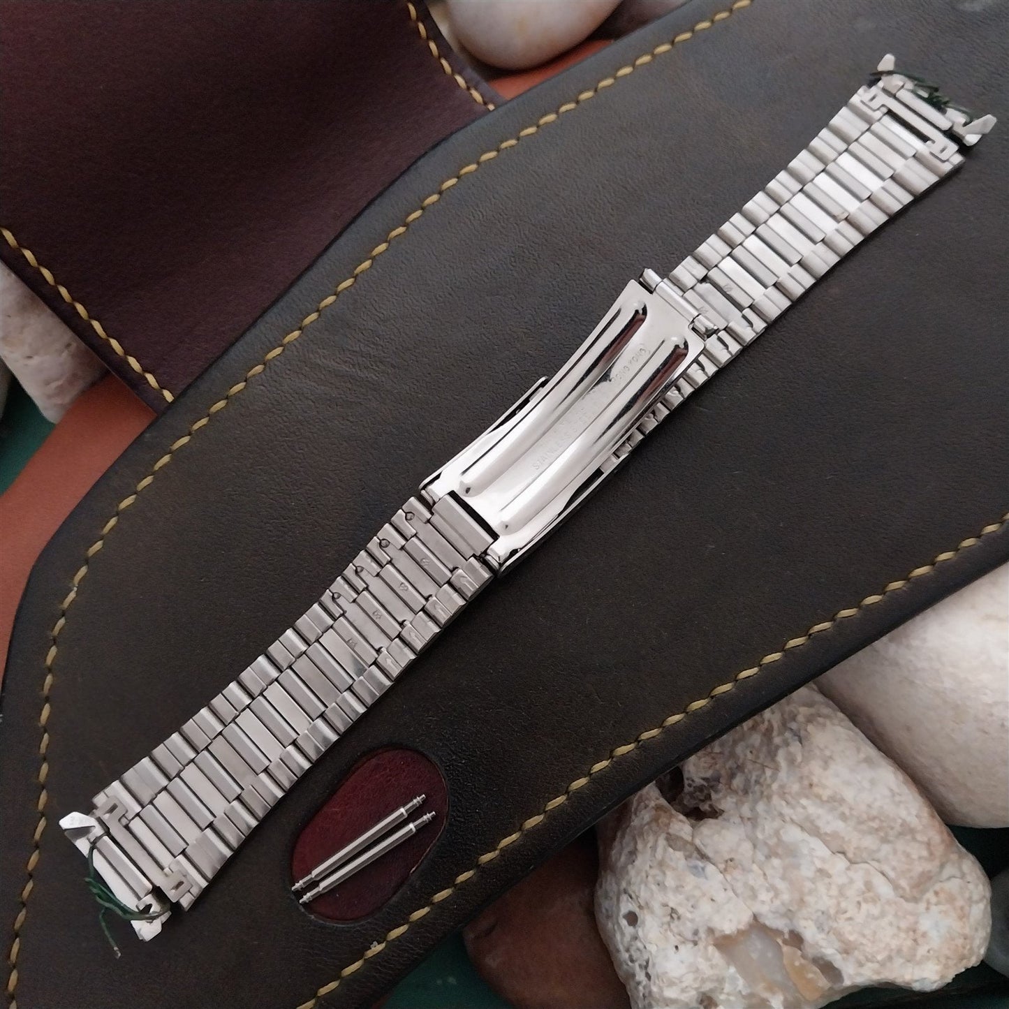 18mm Pulsar Stainless Steel & Gold Tone 086 MKE Unused Vintage Watch Band