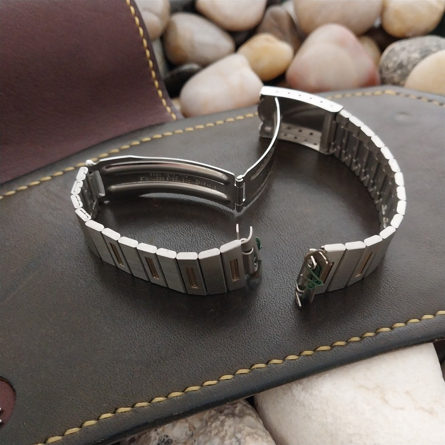 18mm Pulsar Stainless Steel & Gold Tone 086 MKE Unused Vintage Watch Band