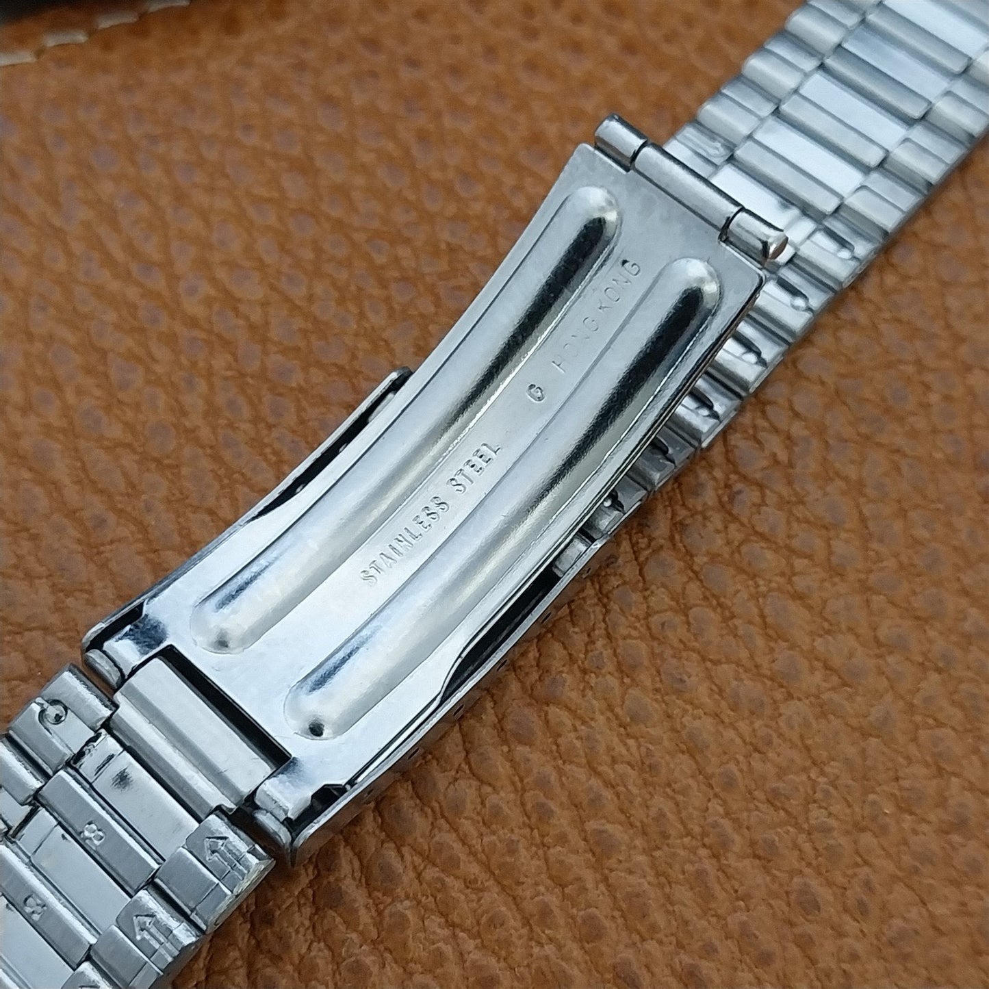 18mm Pulsar Stainless Steel 083 MKE Unused nos Vintage Watch Band