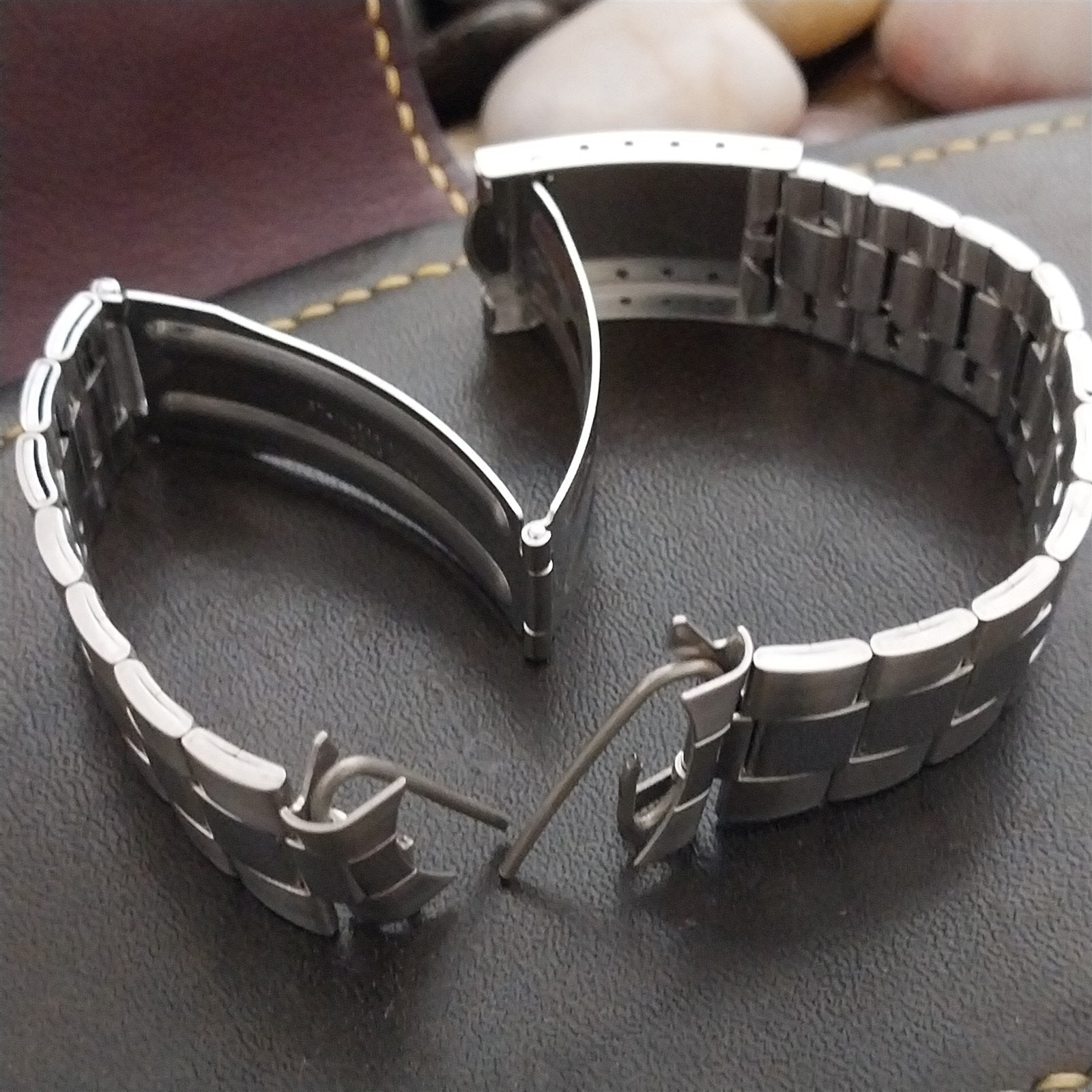 18mm Pulsar Stainless Steel 023BA E Unused Vintage Watch Band