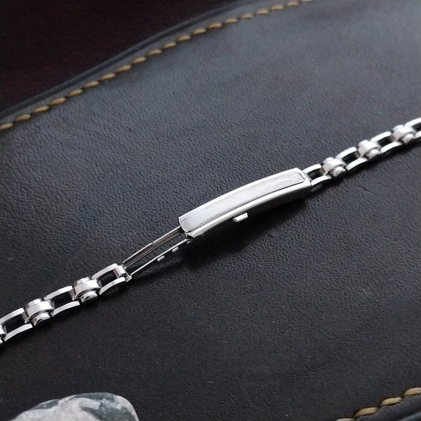 Ladies 12k White Gold Filled Kestenmade Majestic Unused 1940s Vintage Watch Band