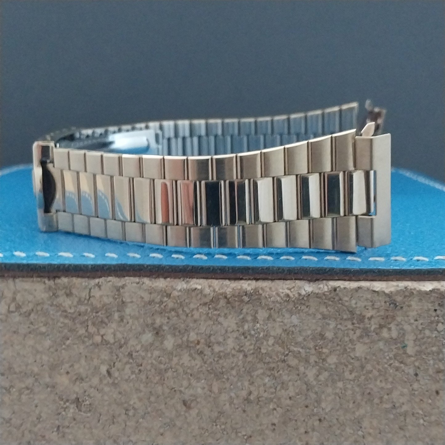 20mm Pulsar Gold-Tone 121P Flat-End Old Stock Unused Vintage Watch Band