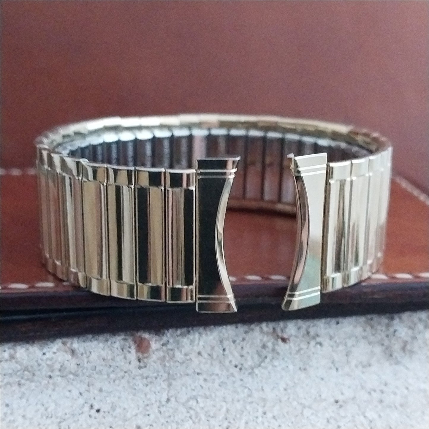 22mm 20mm 19mm Bulova Yellow Gold rgp Wide Unused nos 1970s Vintage Watch band