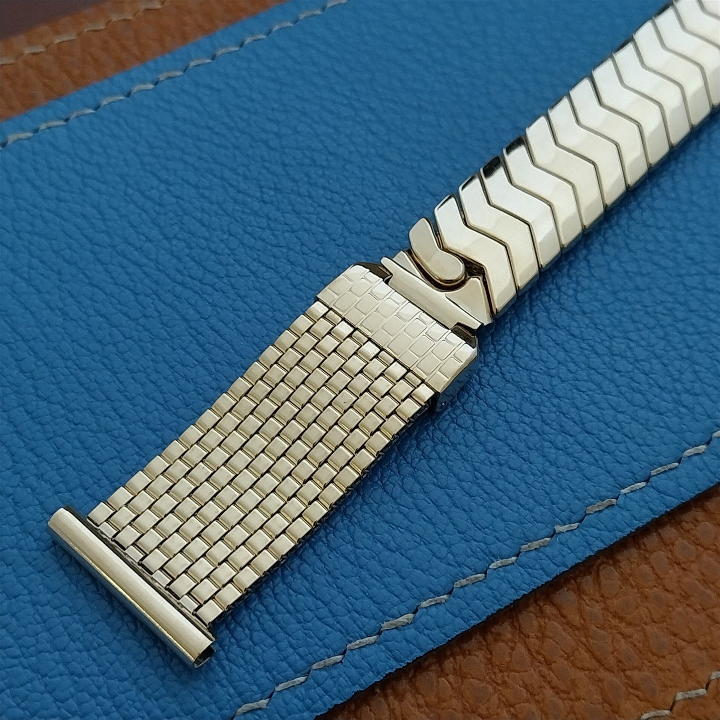 Vintage 19mm 18mm Gold-Fill Mesh JB Champion NOS Unused Classic 1950s Watch Band