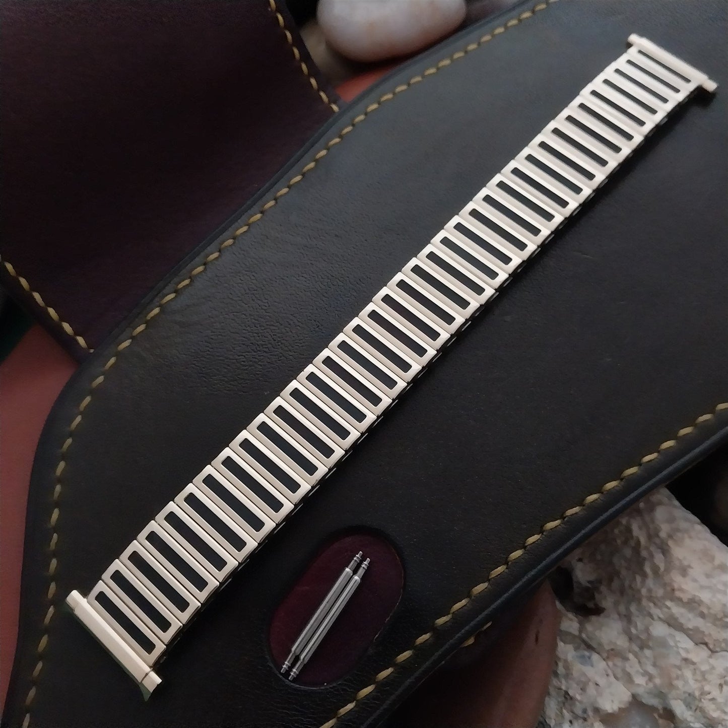 19mm 18mm 17mm 16mm Gold RGP & Black JB Champion Unused 1970s Vintage Watch Band