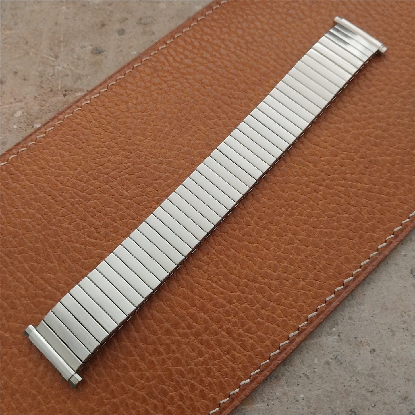 18mm 19mm 20mm JB Champion Polished Stainless Unused 1970s Vintage Watch Band