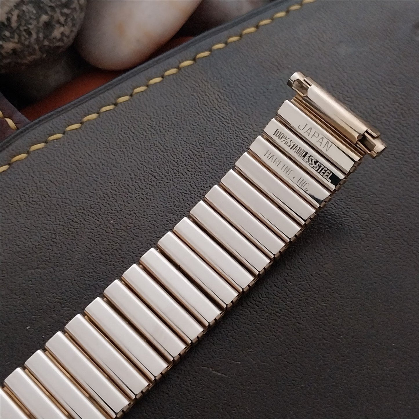 Timex Yellow Gold-Tone 16mm 18mm 20mm Expansion Unused 1970s Watch Band