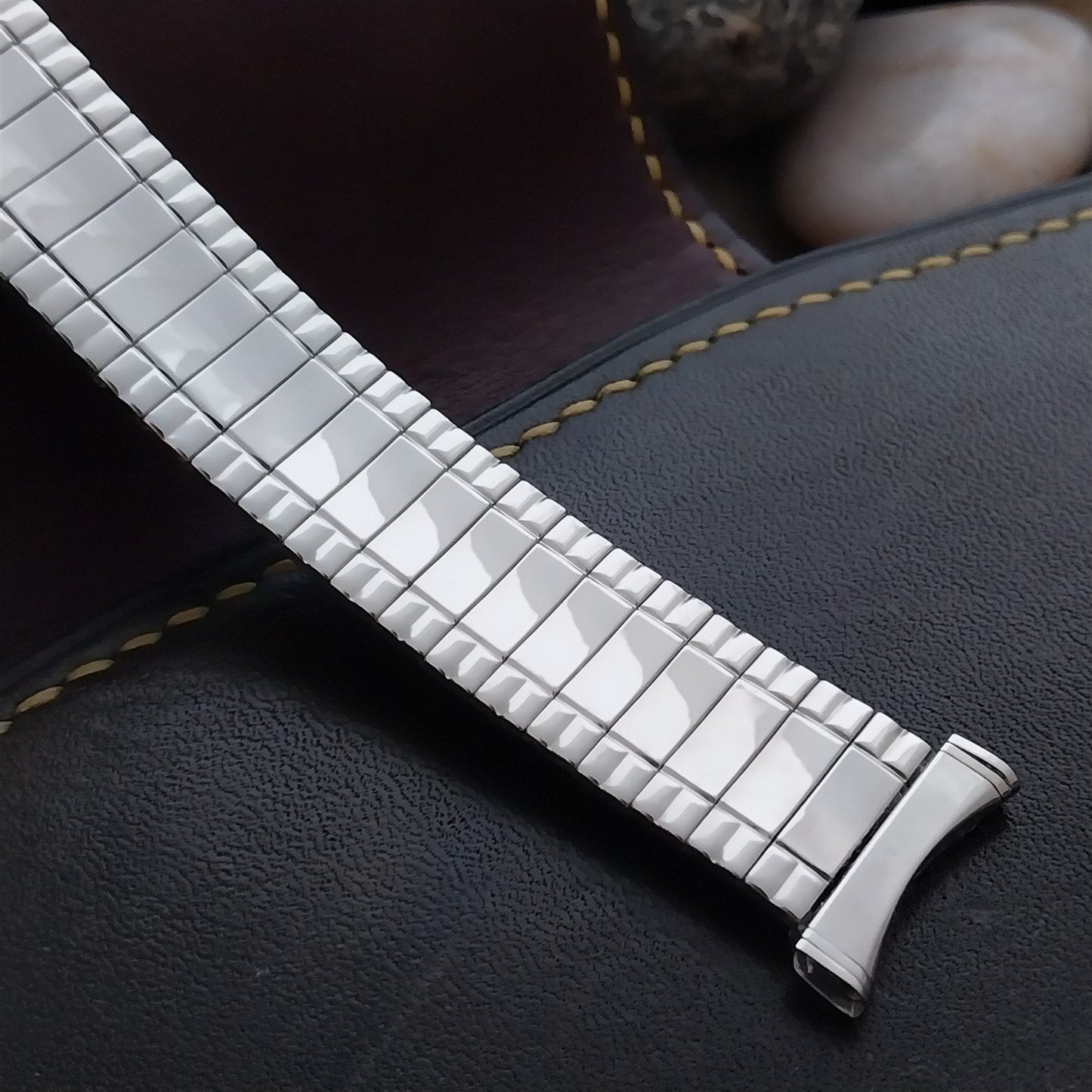 1960s Stainless Steel 19mm 18mm 16mmUniflex Slim Expansion Unused Watch Band