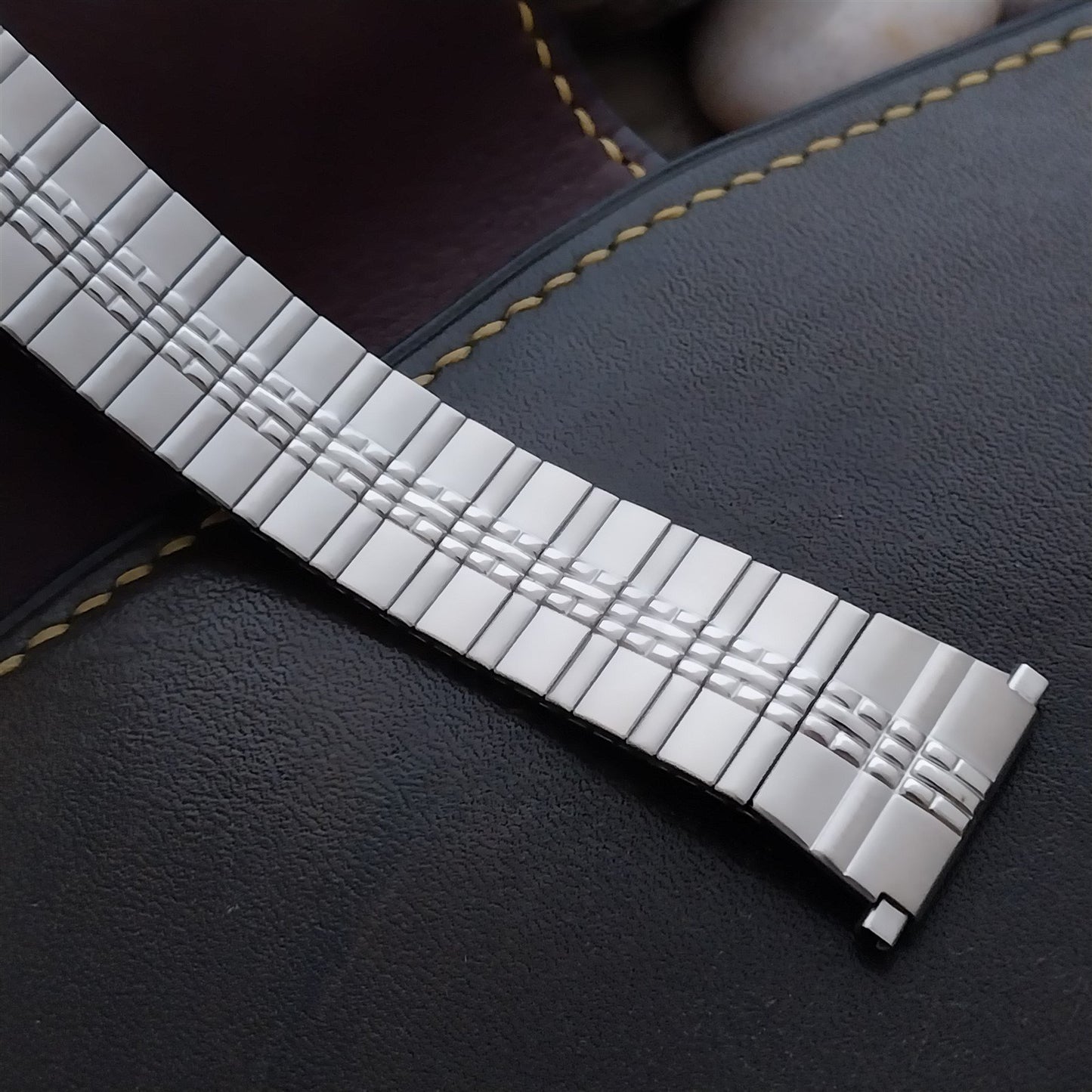 Speidel Thinline 1970s Flared Stainless Steel Unused Vintage Watch Band