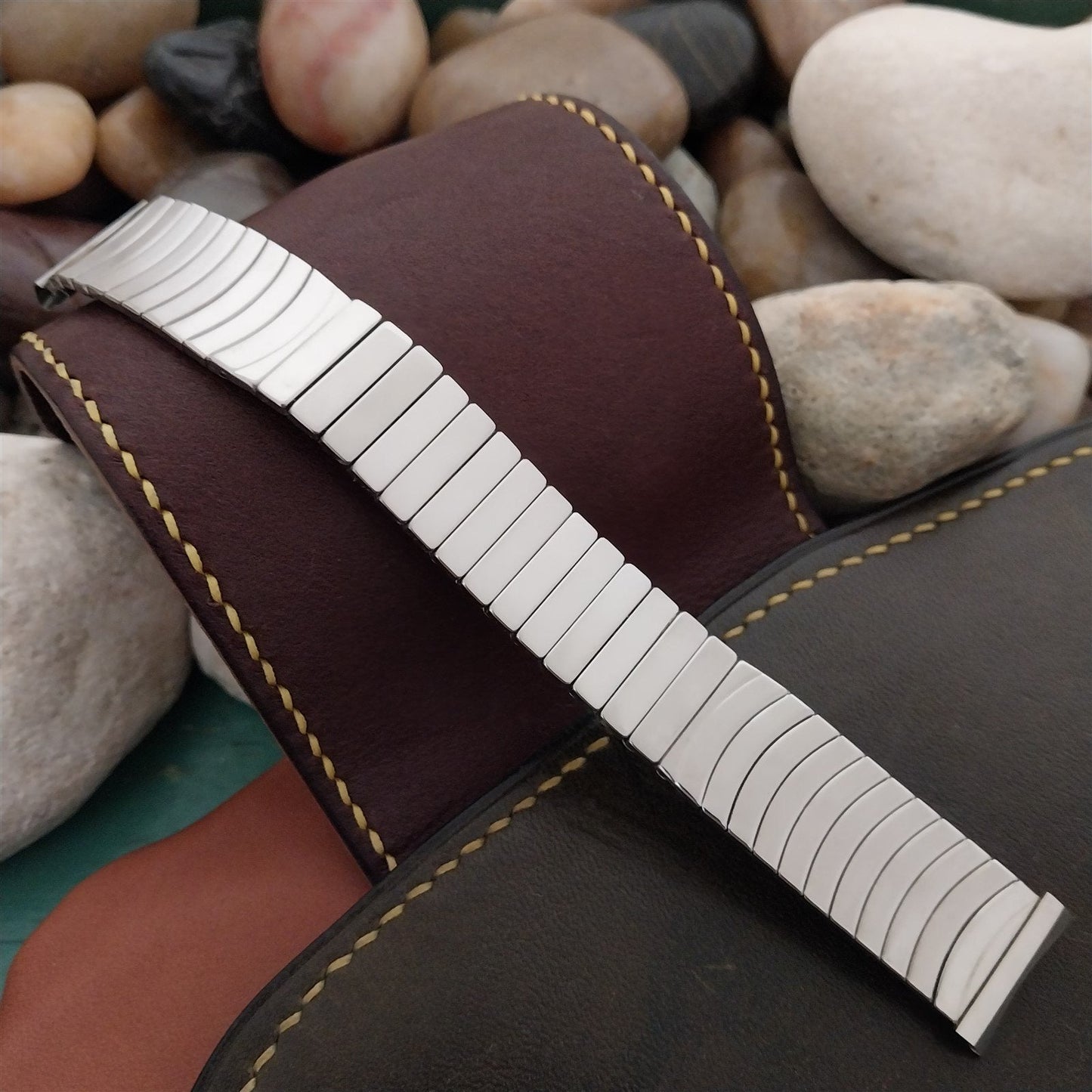 1970s Stainless Steel 18mm Expansion Unused Vintage Watch Band