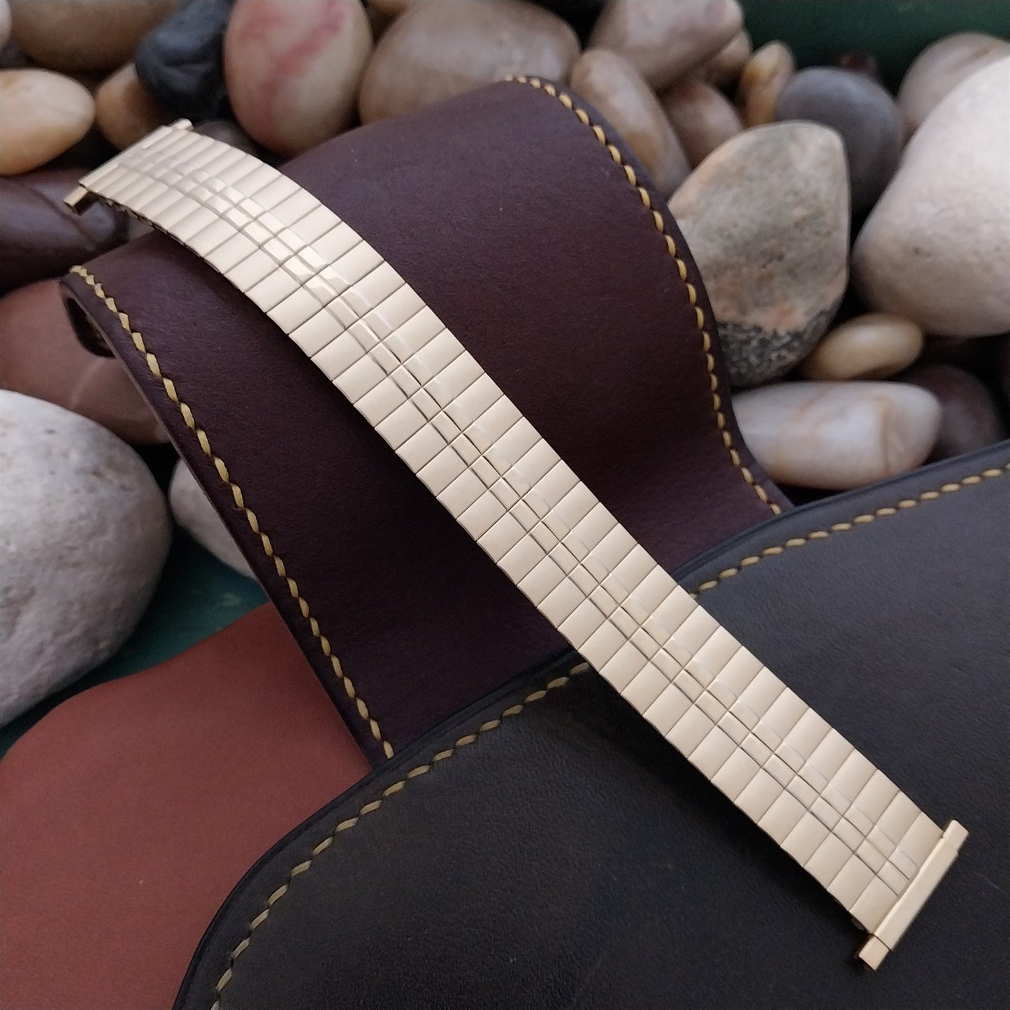 18mm 20mm 22mm Gold-Tone Speidel Twistoflex Stretch 1970s Unused Watch Band