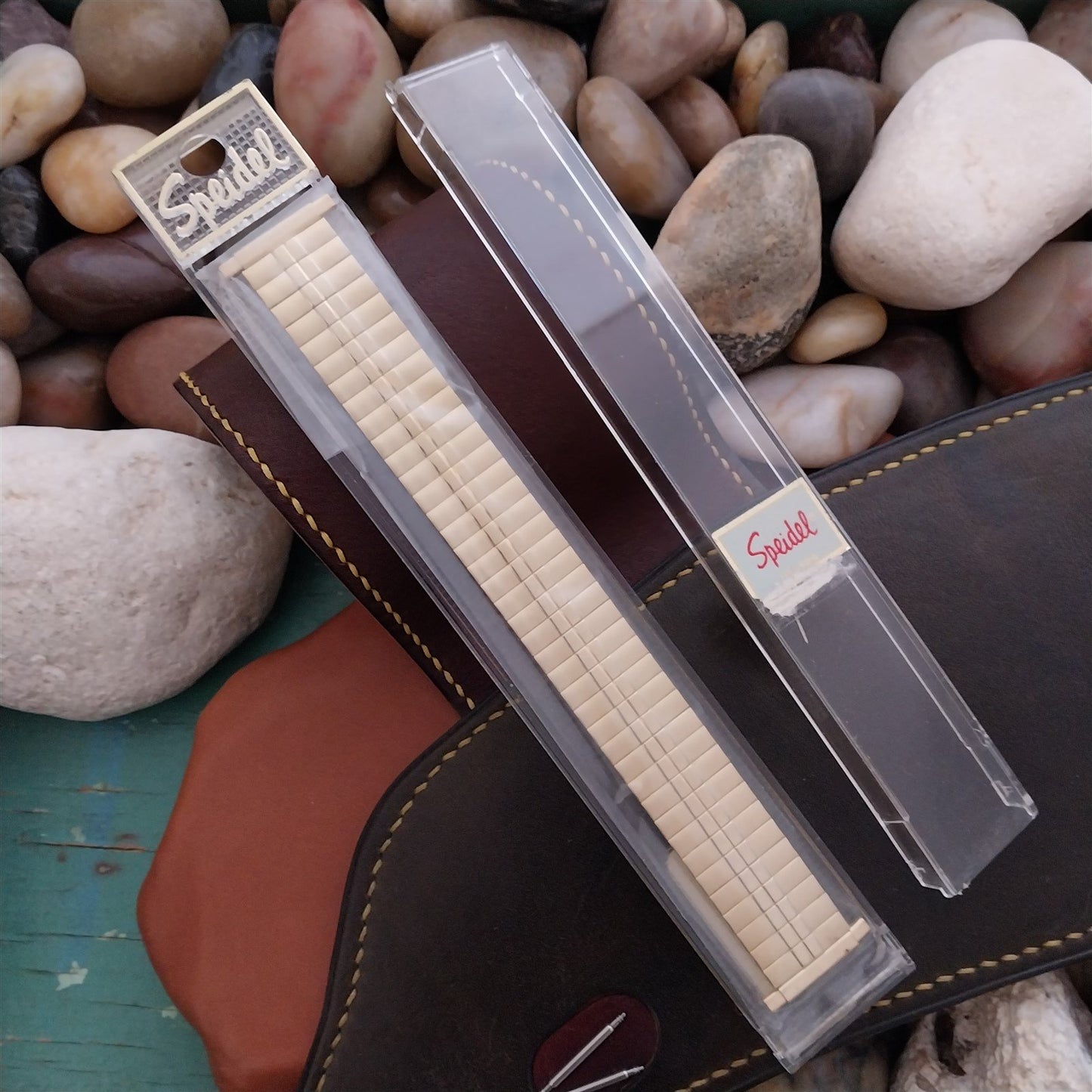 18mm 20mm 22mm Gold-Tone Speidel Twistoflex Stretch 1970s Unused Watch Band