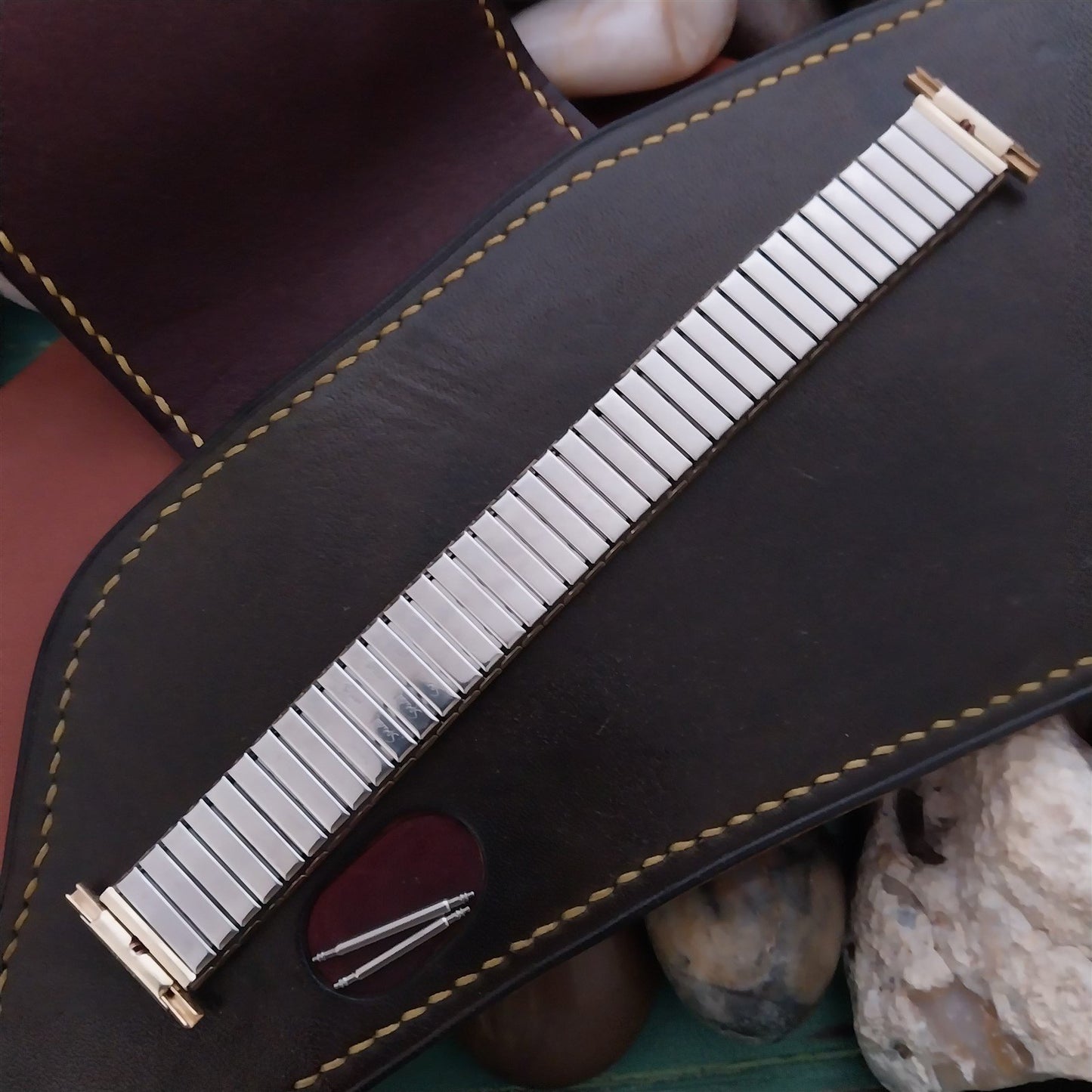 18mm 20mm 22mm Gold-Tone Speidel Twistoflex Stretch 1980s Unused Watch Band