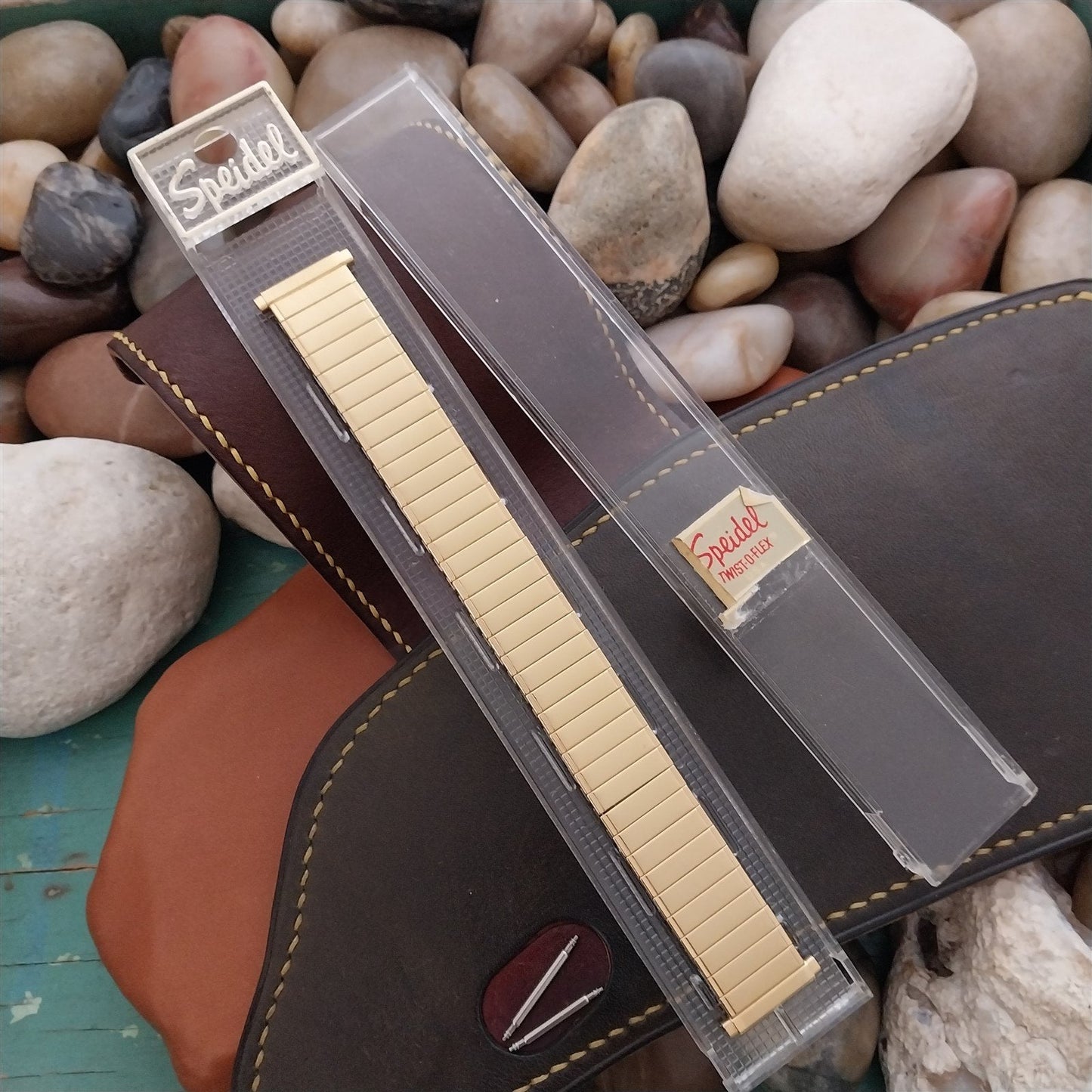16mm 18mm 19mm Gold-Tone Speidel Twistoflex Stretch 1970s Unused Watch Band