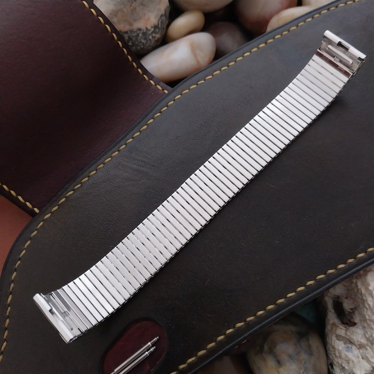 17.2mm 18mm White Gold-Filled Speidel Long Thinline nos Vintage Watch Band