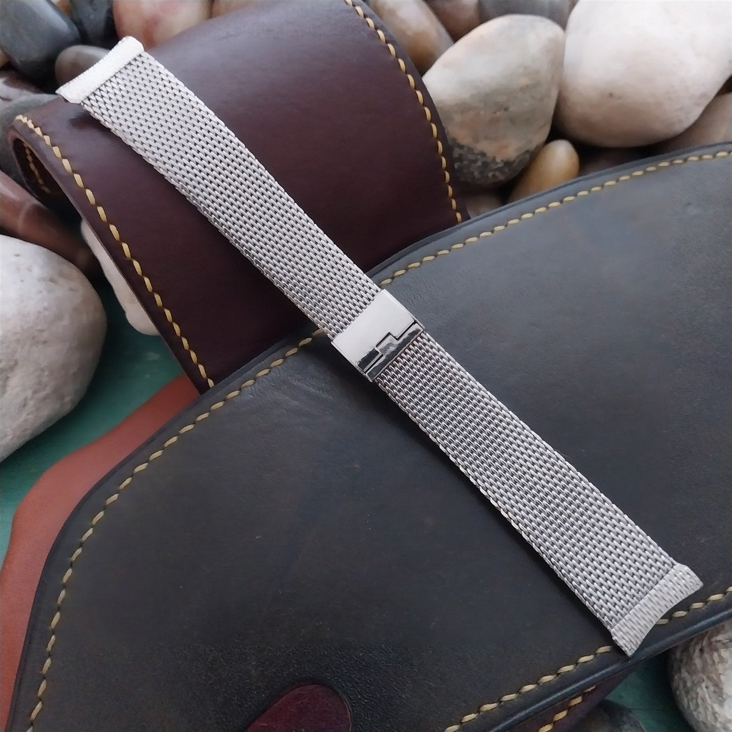 19mm 18mm Classic Stainless Steel Mesh MIB Lenox 1960s-1970s Unused Watch Band