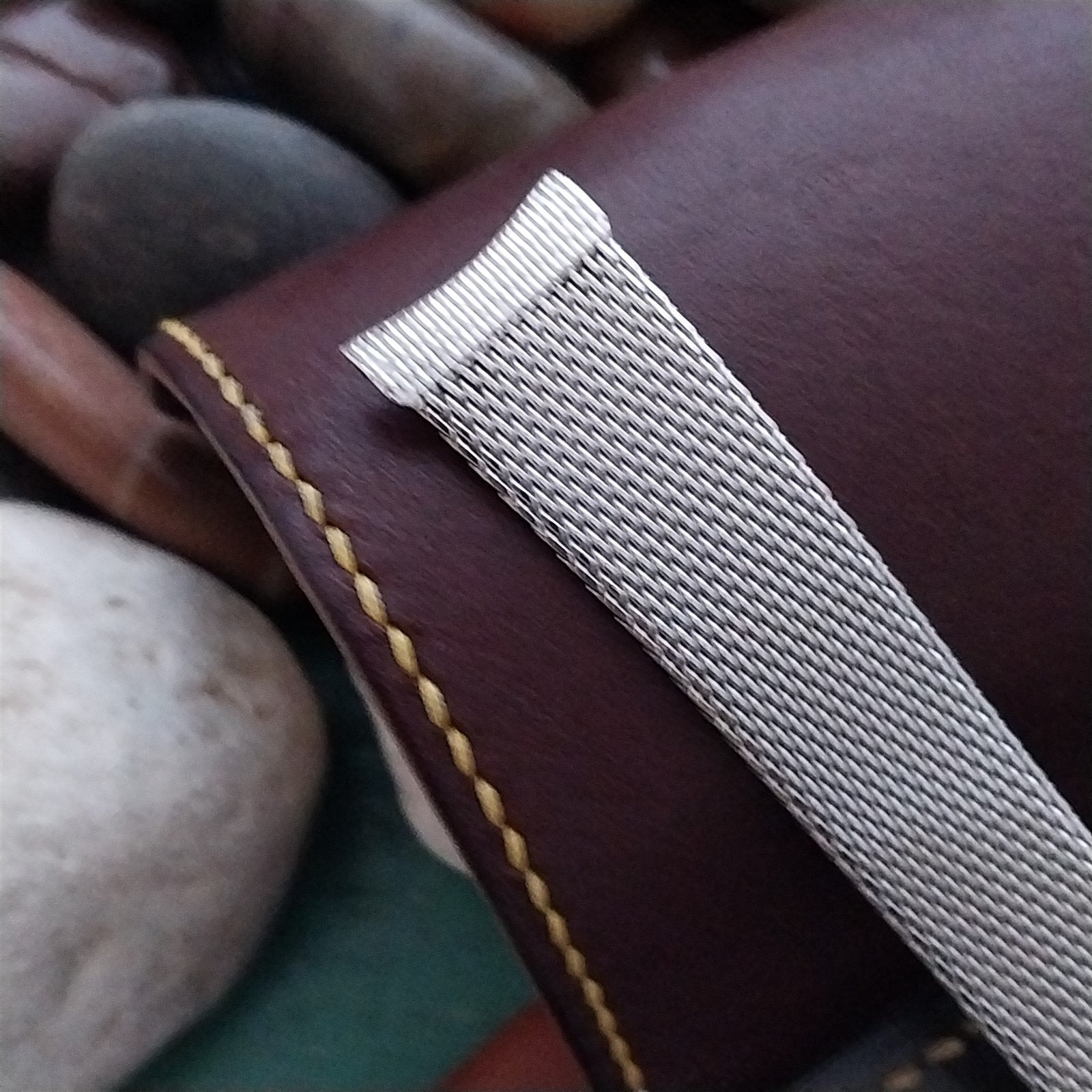 19mm 18mm Classic Stainless Steel Mesh MIB Lenox 1960s-1970s Unused Watch Band