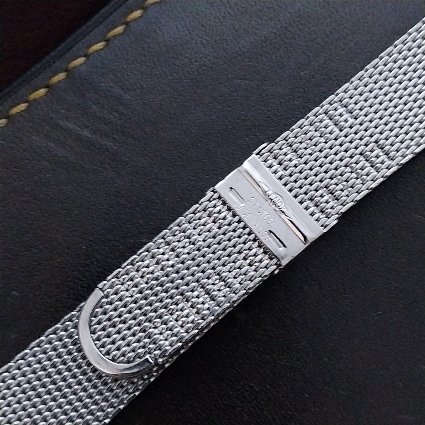 19mm 18mm Classic Stainless Steel Mesh MIB Lenox 1960s-1970s Unused Watch Band