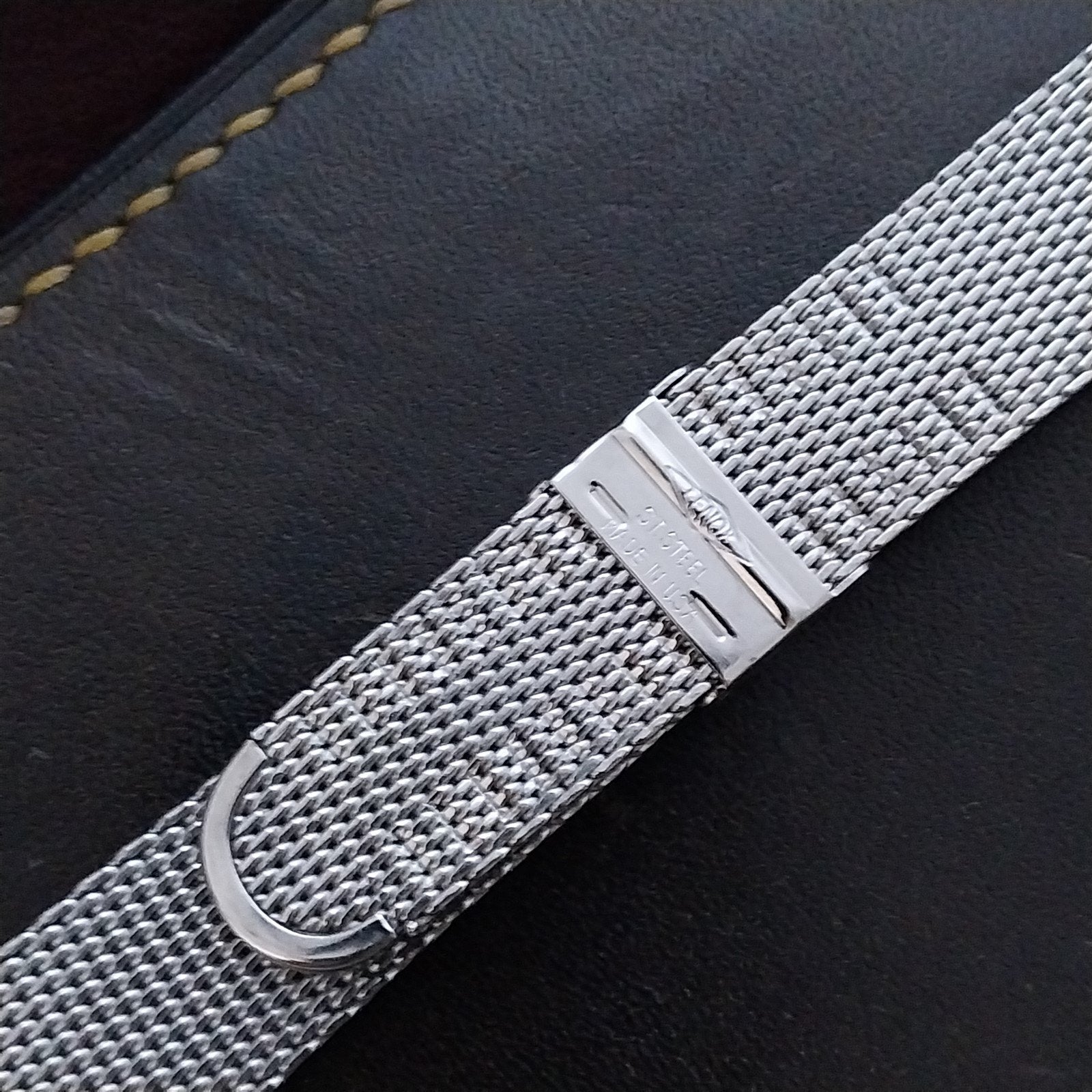 19mm 18mm Classic Stainless Steel Mesh MIB Lenox 1960s-1970s Unused Watch Band