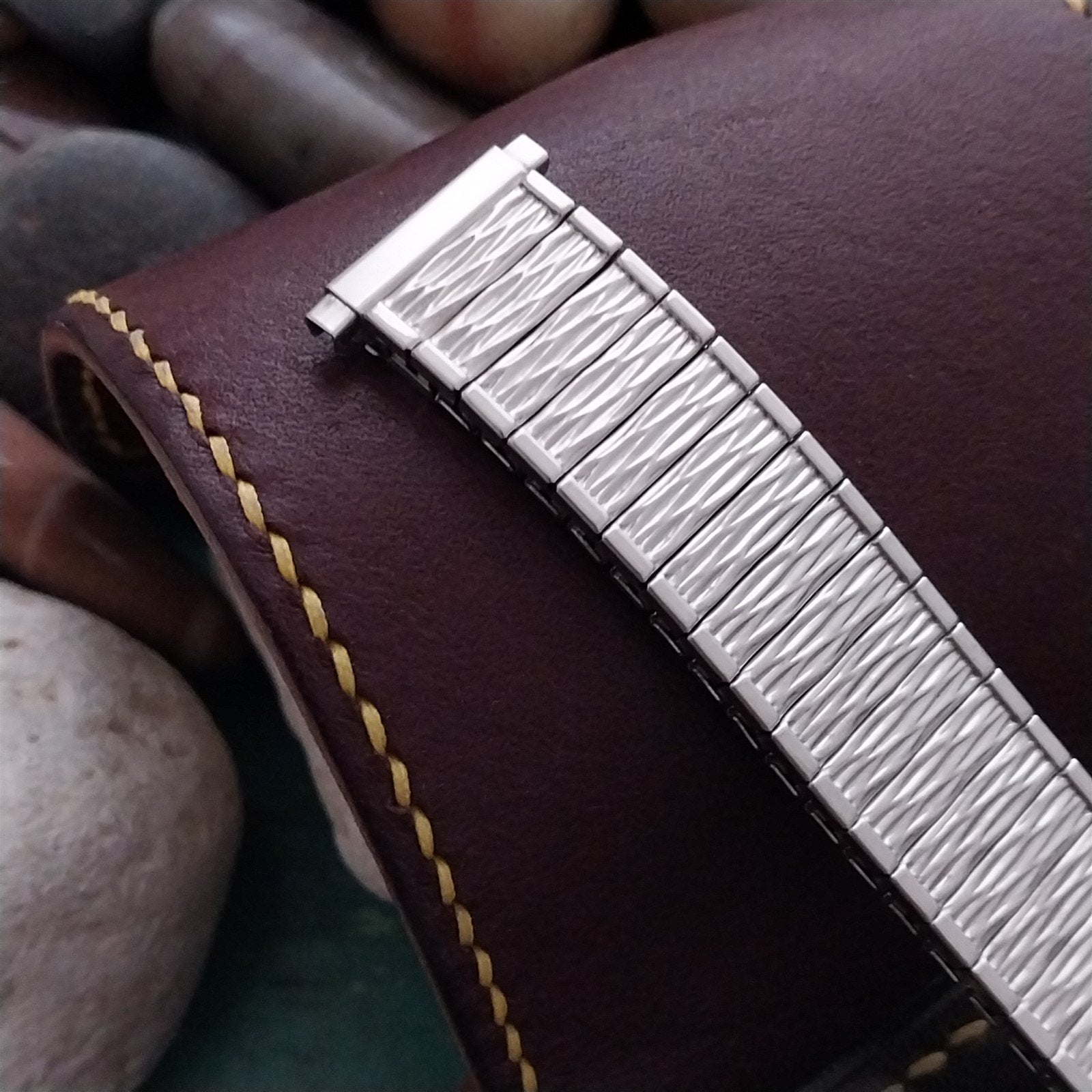 17mm 18mm 19mm Kreisler Flexon Stretch Stainless Steel Unused 1980s Watch Band