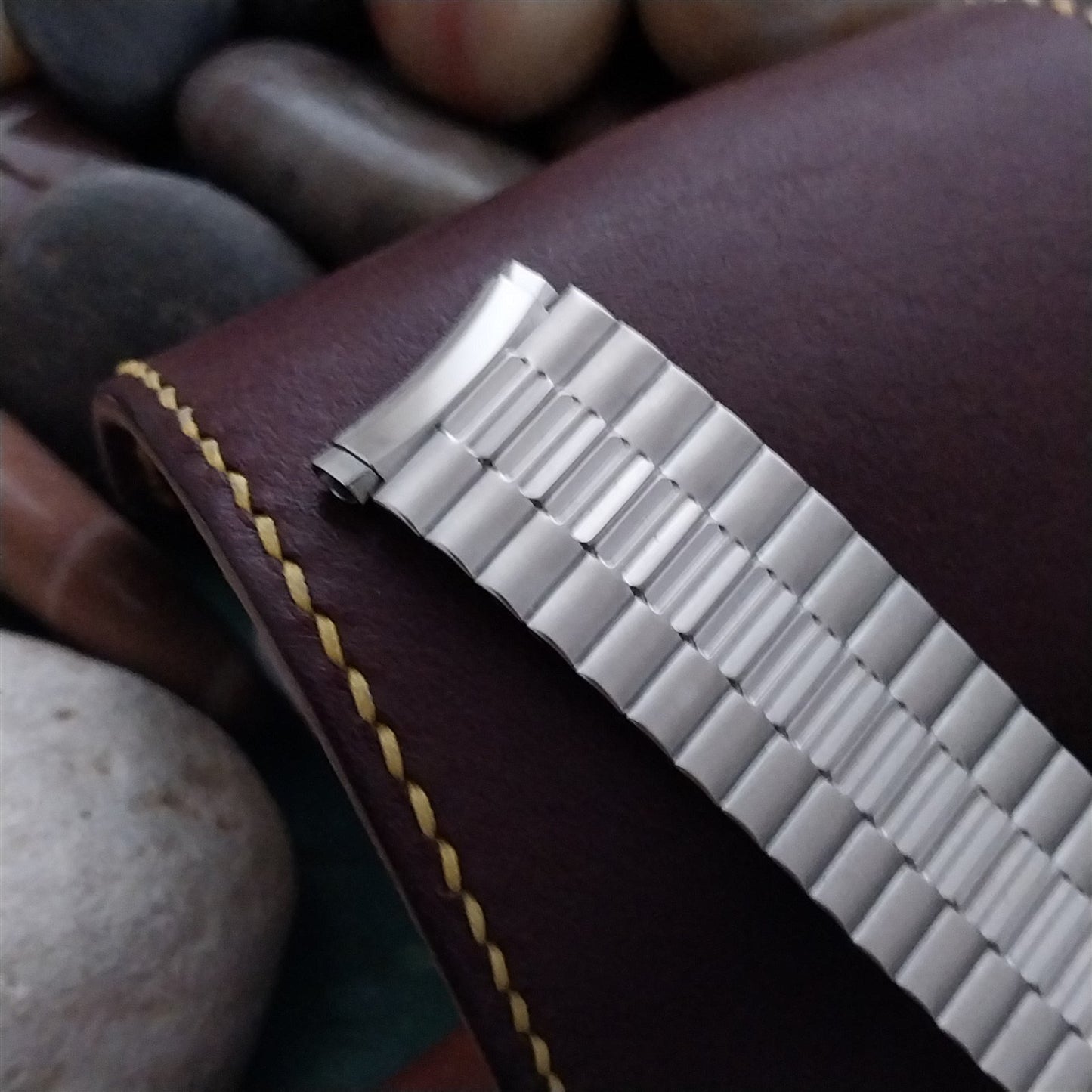 19mm 18mm Speidel USA Wide Stainless Steel Expansion Unused Vintage Watch Band