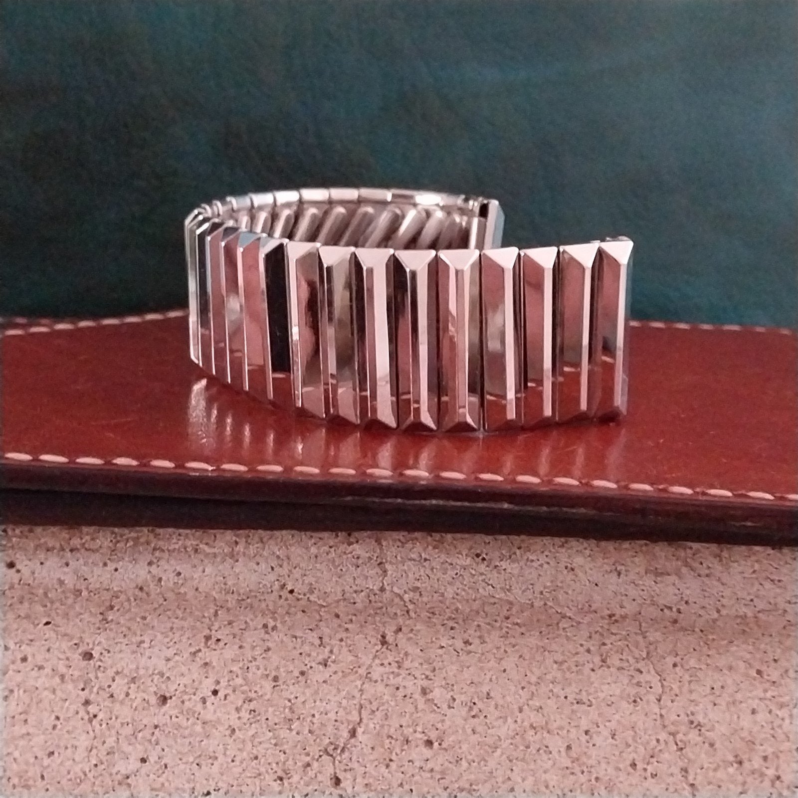 JB Champion White Gold-Filled Over The Lug Special Fit 1950s Unused Watch Band