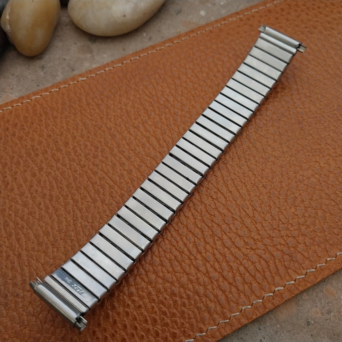 17mm 18mm 19mm Short Kreisler Flexon Stainless Steel Unused 1980s Watch Band
