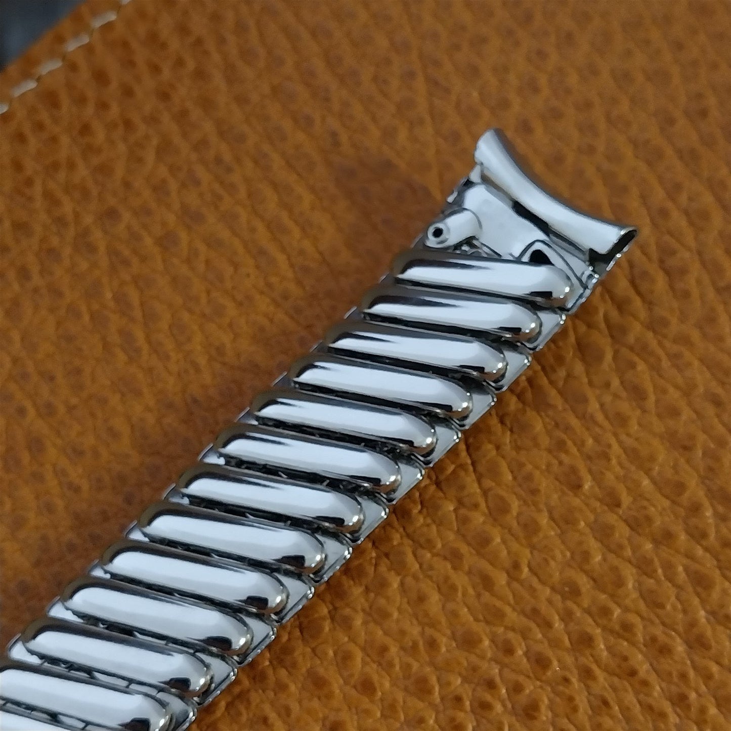 17mm Kestenmade Wide Stainless Steel Expansion Classic 1950s Unused Watch Band