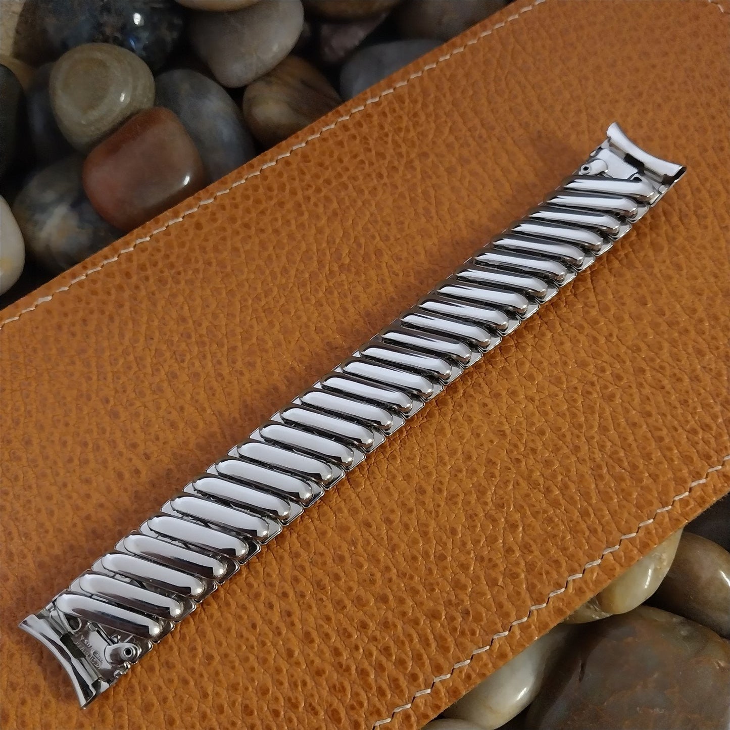 17mm Kestenmade Wide Stainless Steel Expansion Classic 1950s Unused Watch Band