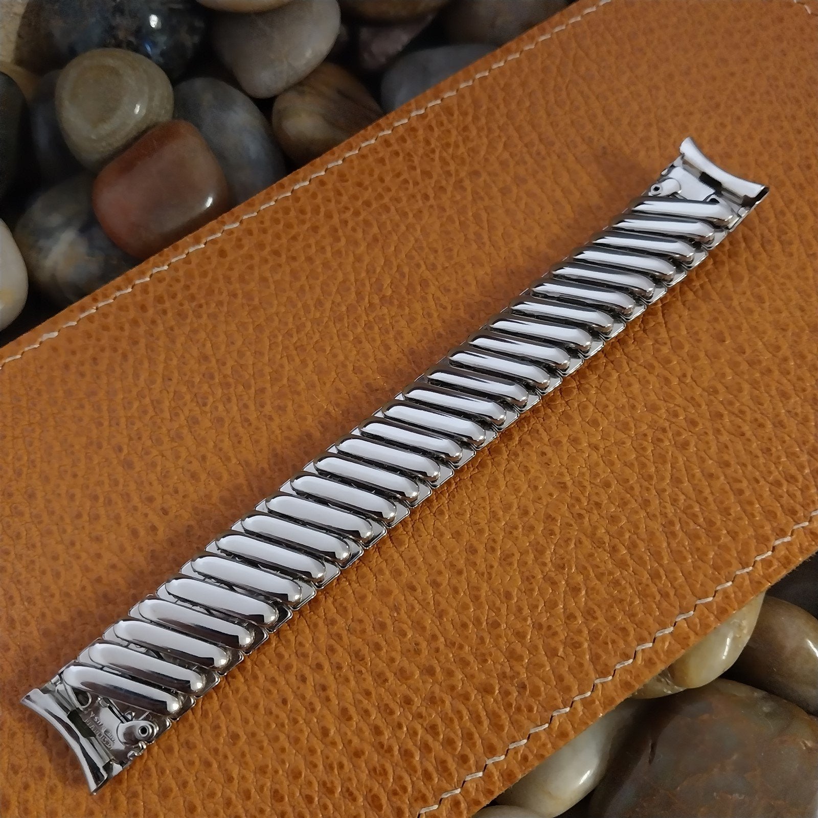 17mm Kestenmade Wide Stainless Steel Expansion Classic 1950s Unused Watch Band