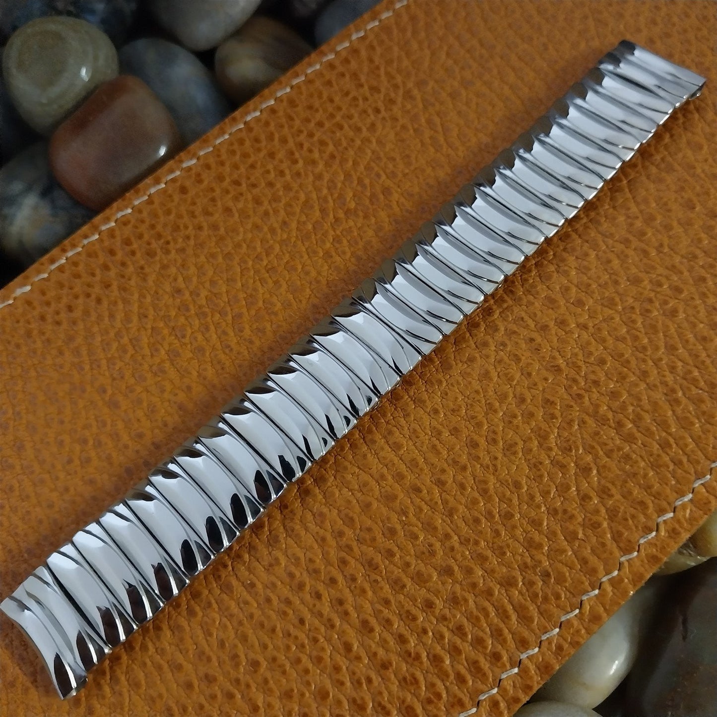 17mm Kestenmade Wide Stainless Steel Expansion Classic 1950s Unused Watch Band