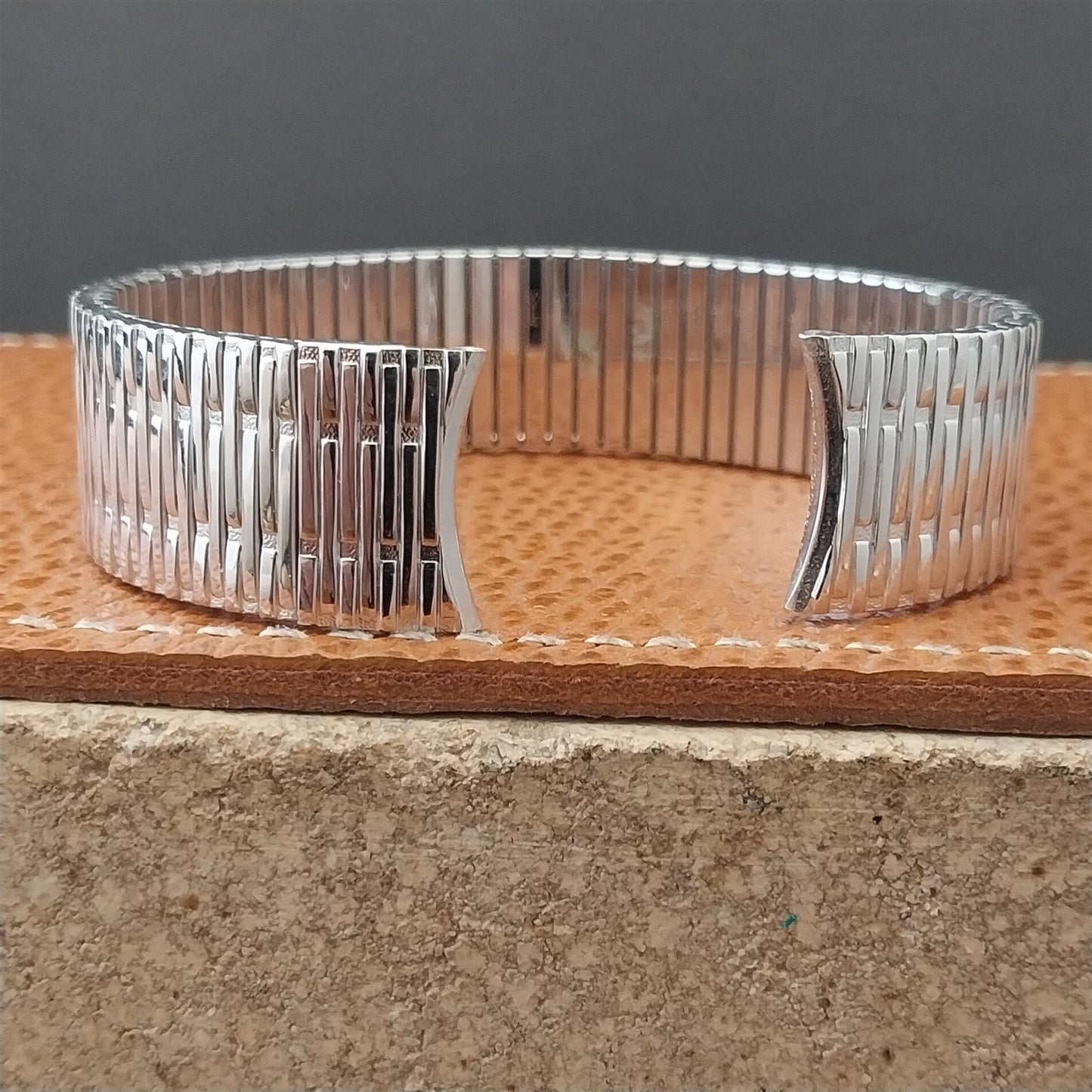 Long 17.2mm 18mm 19mm White Gold-Filled Speidel Thinline Unused 1970s Watch Band