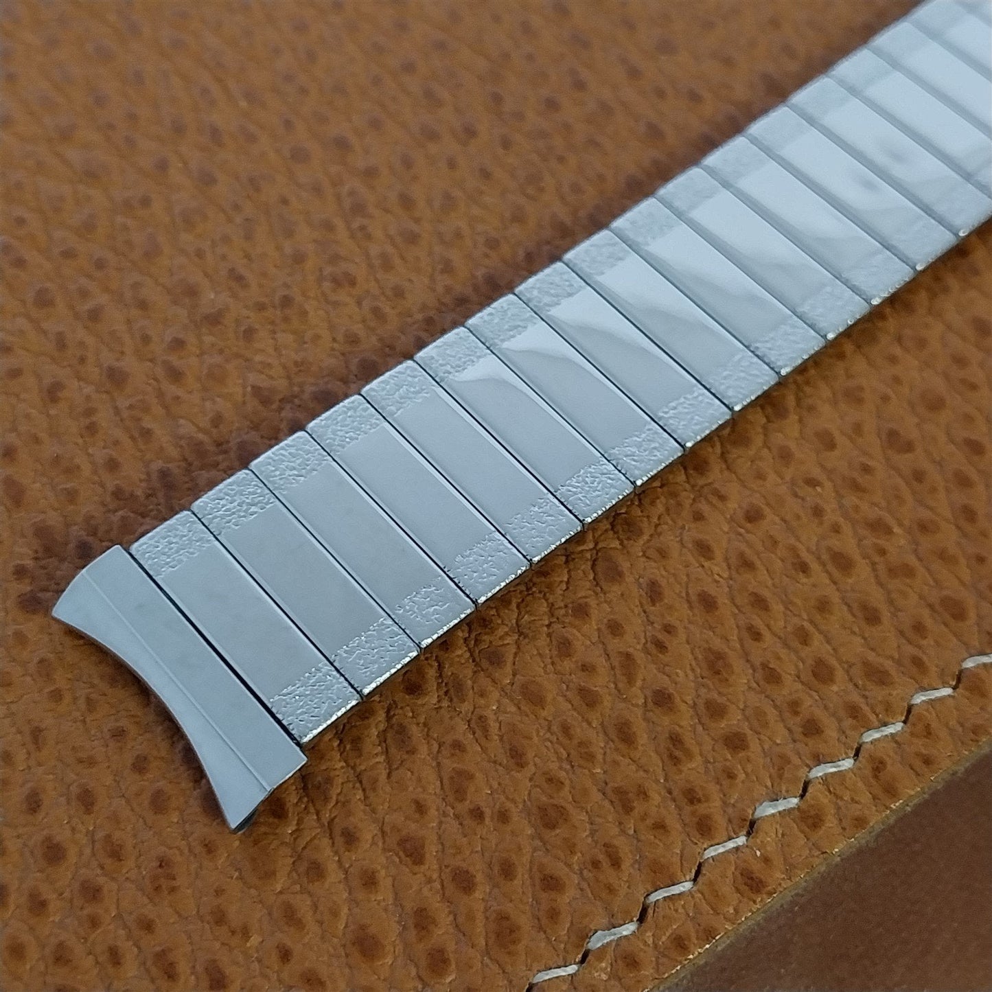 17.2mm Uniflex Stainless Steel Stretch Unused Classic 1960s Vintage Watch Band