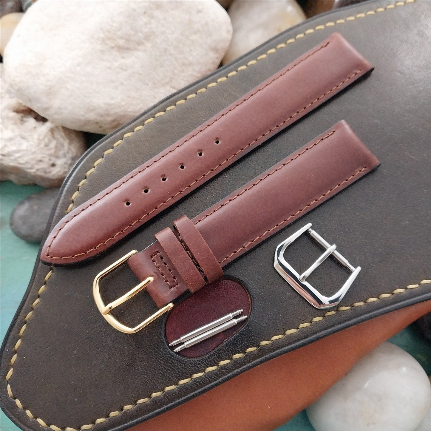 17mm Hadley Roma Tapered Padded Leather 17/16 Unused Vintage Watch Band