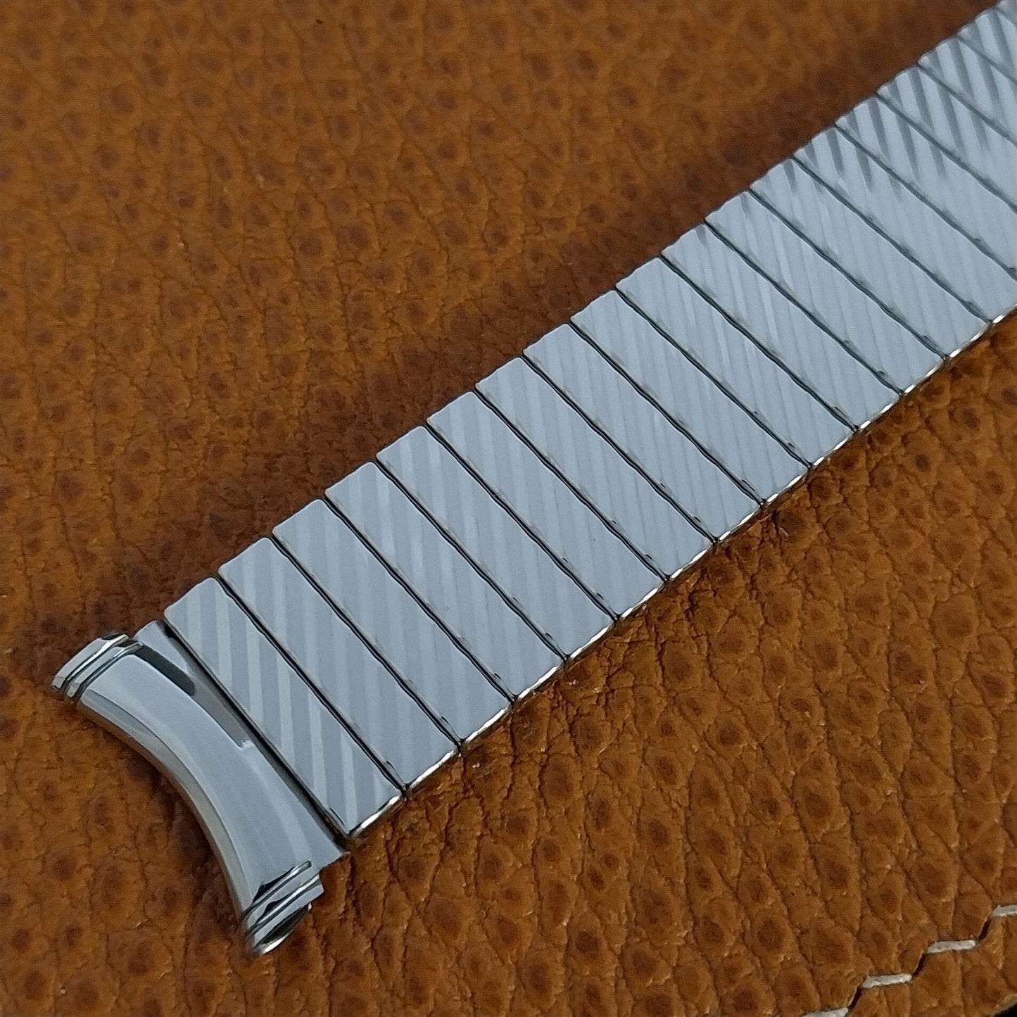 19mm 18mm Stainless Steel Long Kreisler DuraFlex Stretch Unused 1960s Watch Band