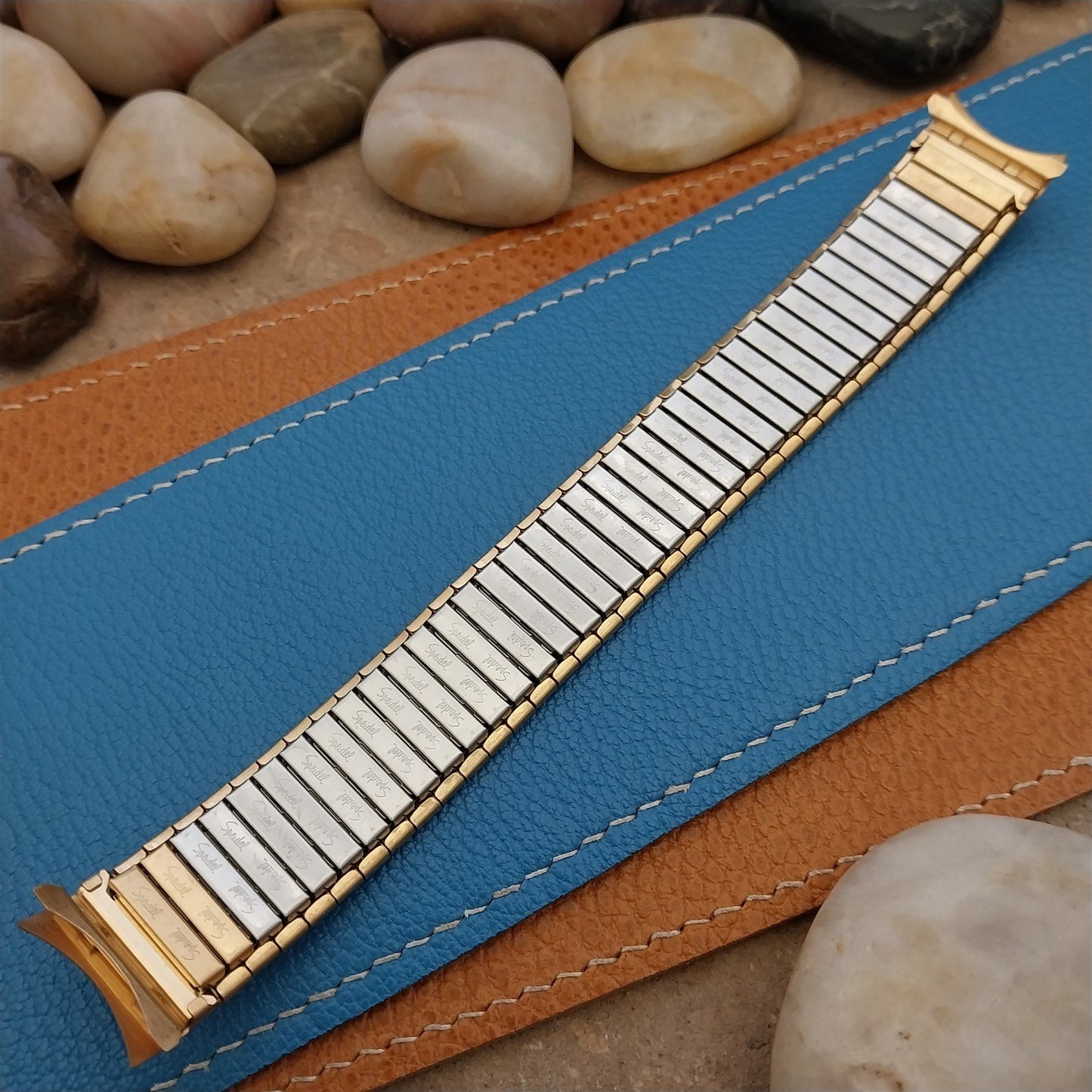 19mm Speidel Yellow Gold-Tone Wide Long Unused Classic 1980s Stretch Watch Band
