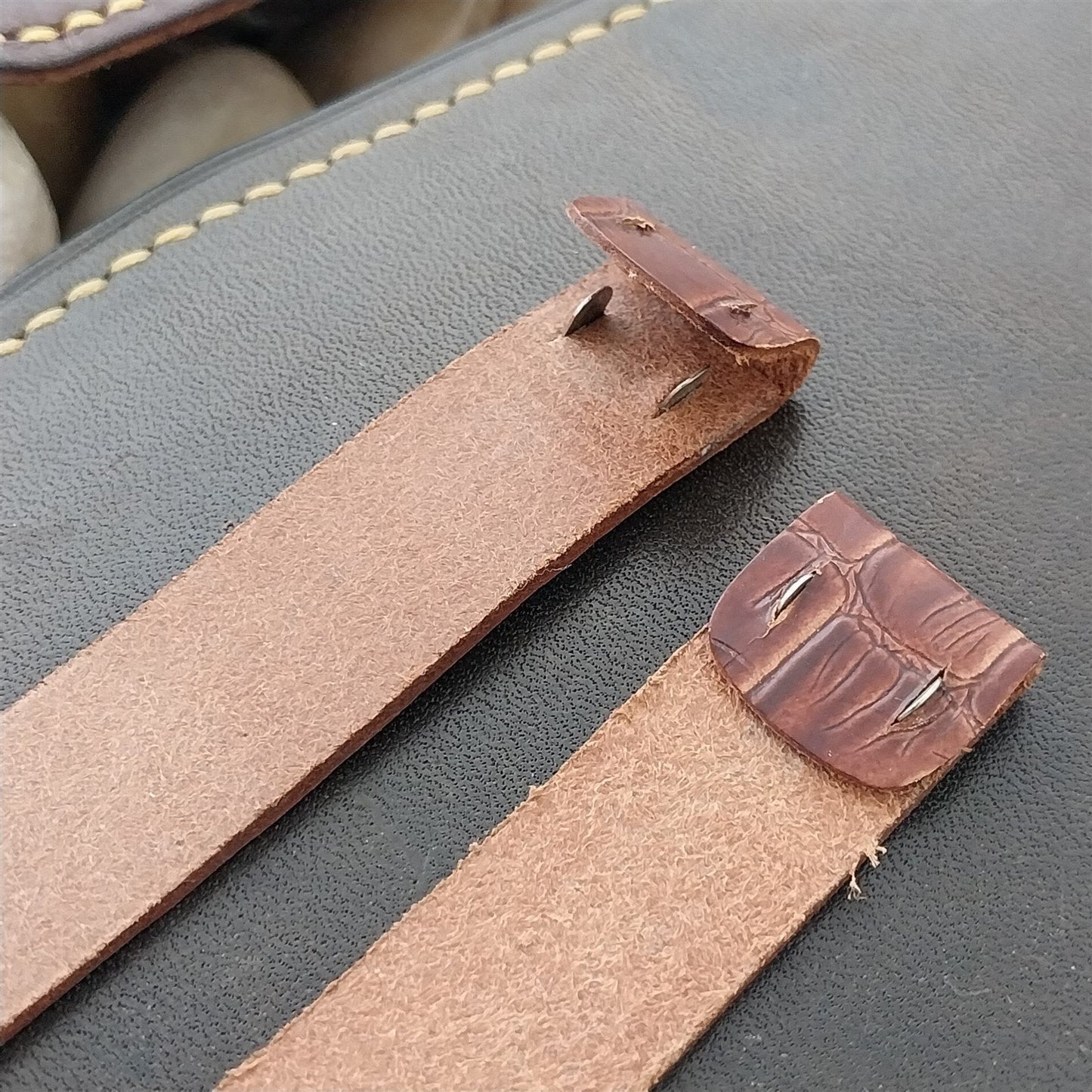 16mm Long Wire-Lug Leather Unused nos 1940s-1950s Vintage Watch Band