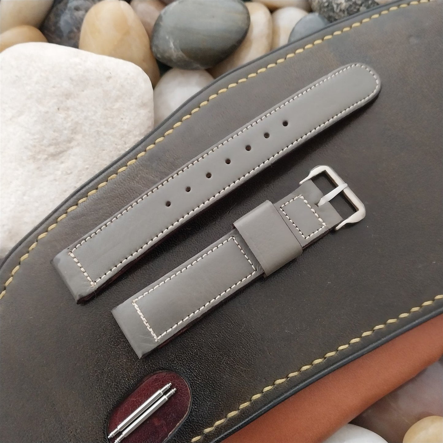 5/8" Gray Calfskin Single-Keeper Fifth Avenue Unused 1950s Vintage Watch Band