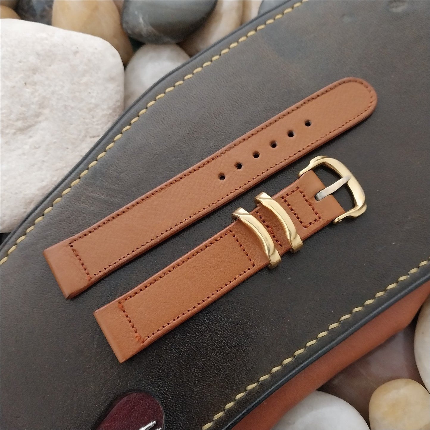 5/8" Unpadded Calfskin & Gold-Tone Keeper Unused 1950s Vintage Watch Band