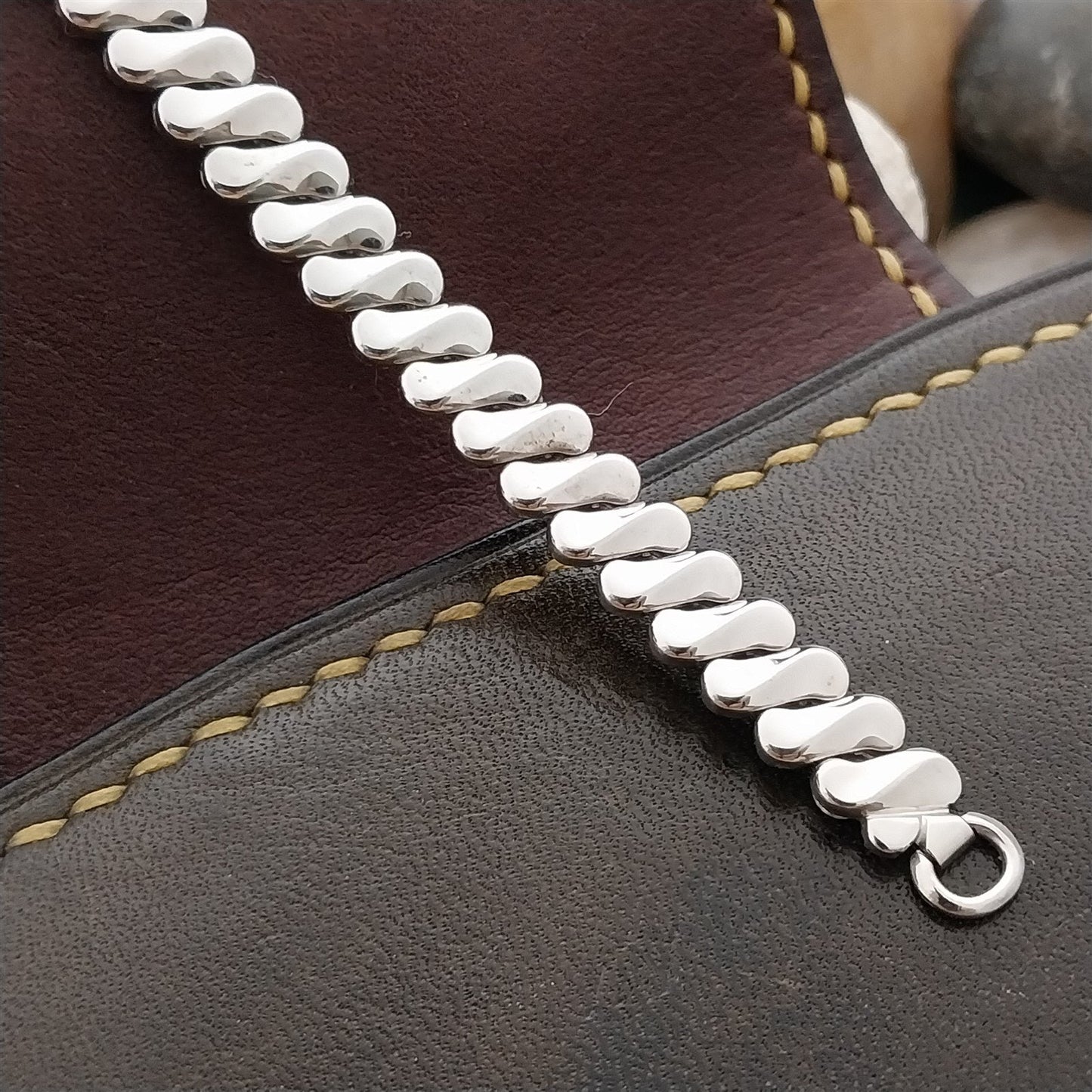 White Gold-Filled Ladies Extra Short Bellavance Unused 1950s Vintage Watch Band