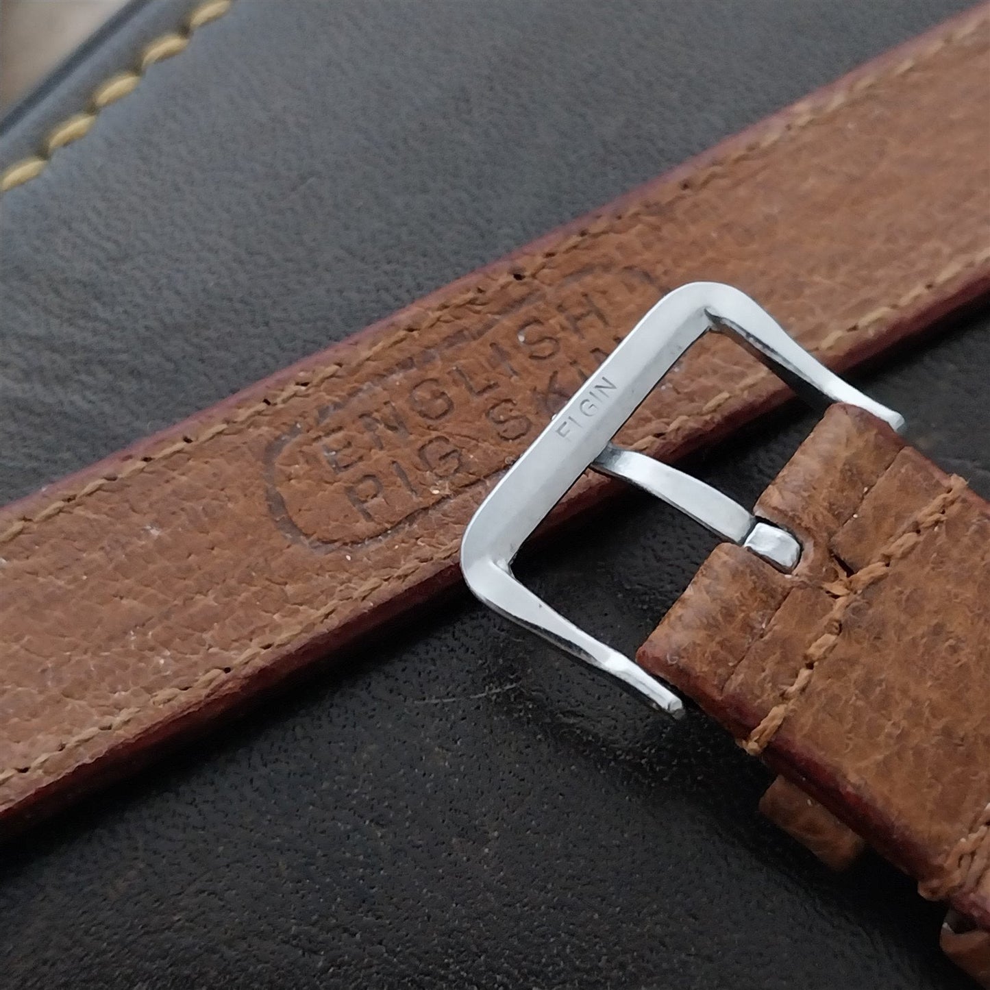 5/8" Long Pigskin Classic 1950s nos Unused Vintage Watch Band & Elgin Buckle