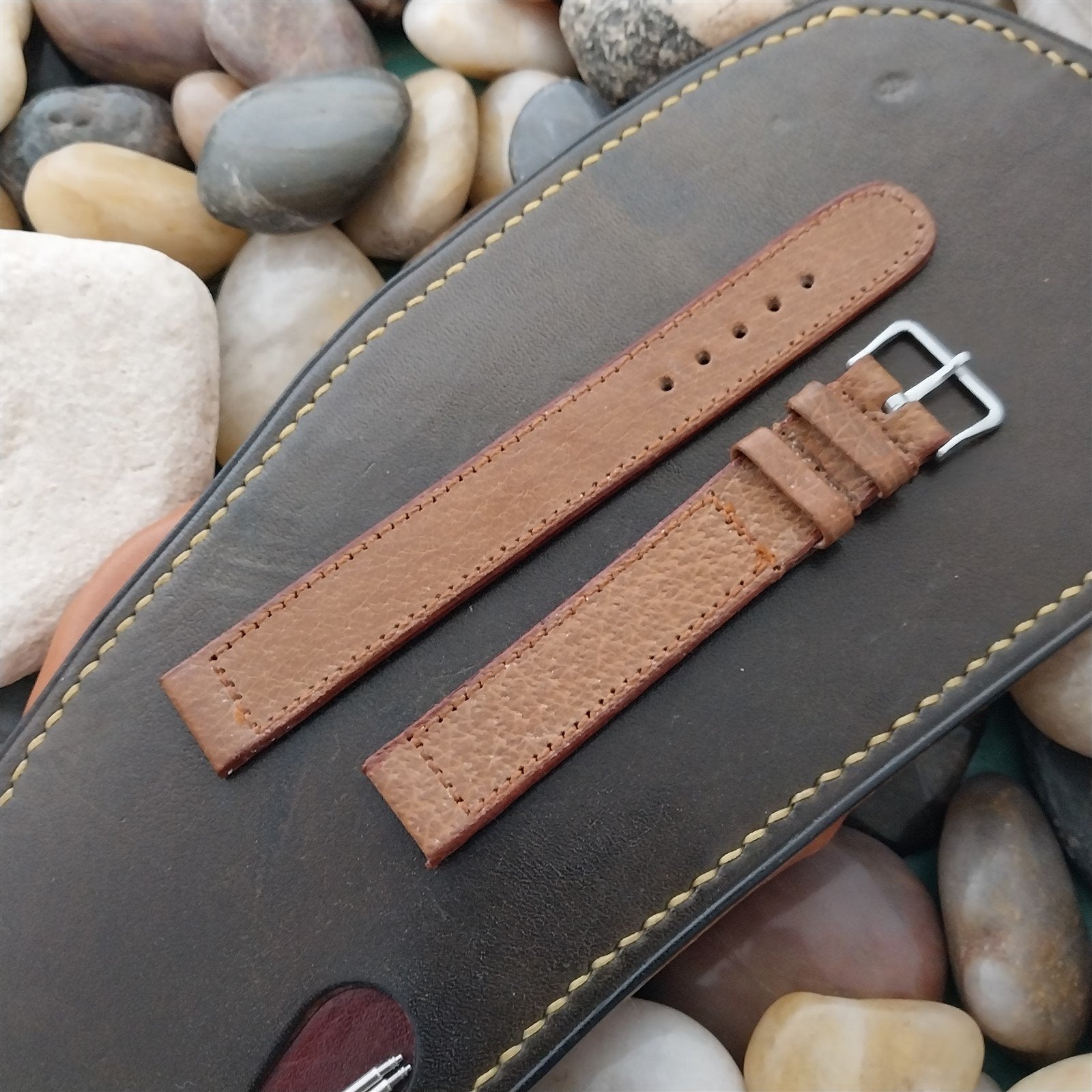 5/8" Long Pigskin Classic 1950s nos Unused Vintage Watch Band & Elgin Buckle