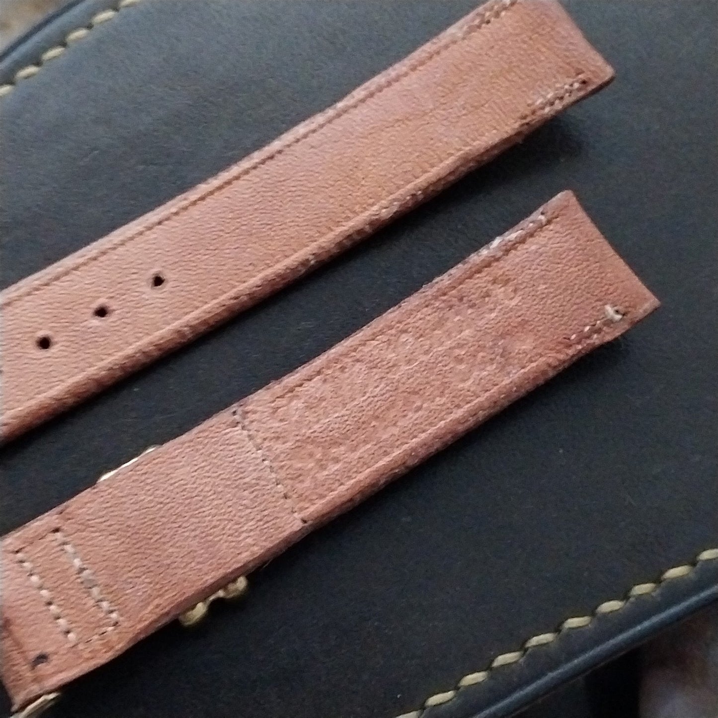 16mm Saddle Leather Rounded Edge Classic Unused 1940s-1950s Vintage Watch Band