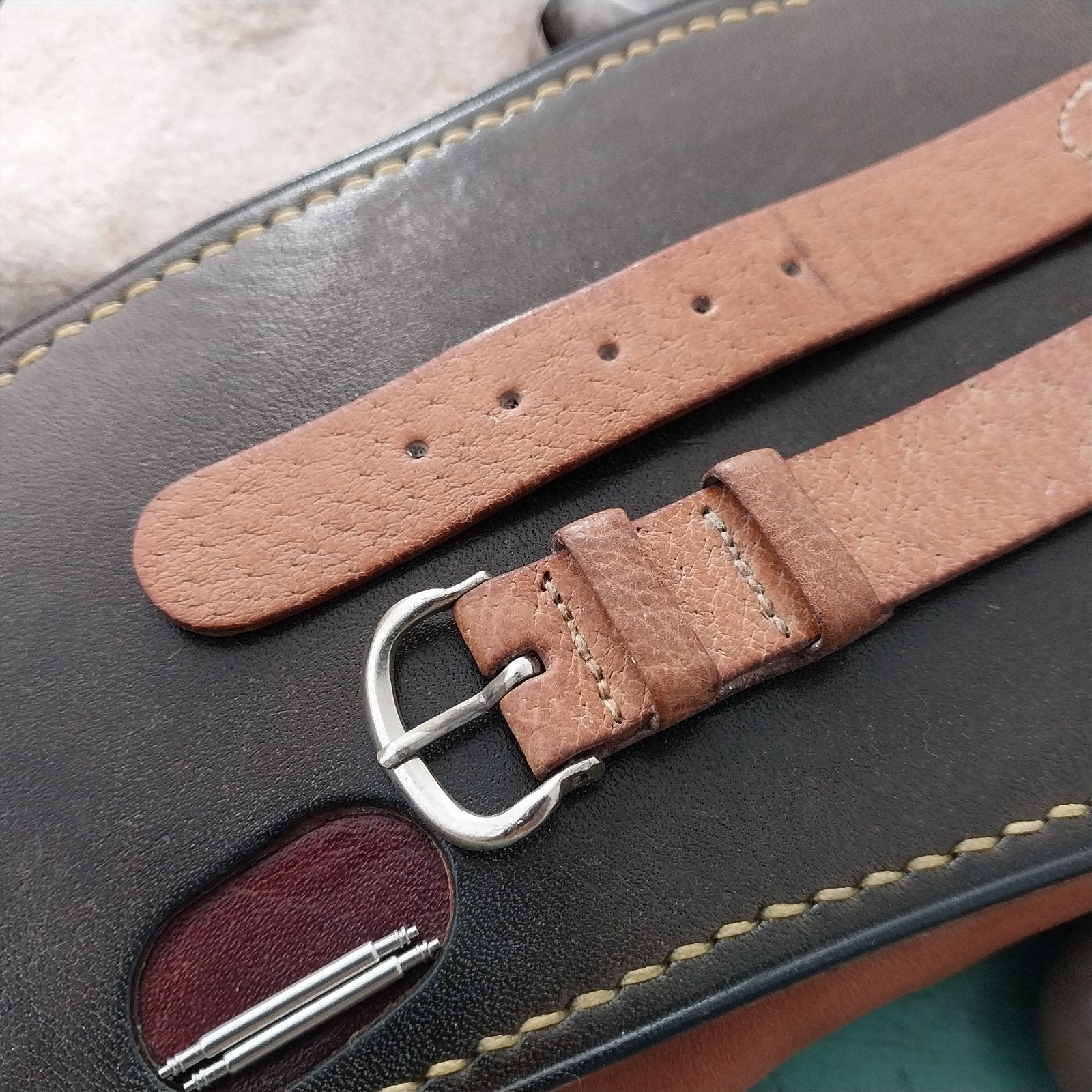 1940s Classic Single Layer Pigskin 5/8" Double-Keeper Unused Vintage Watch Band
