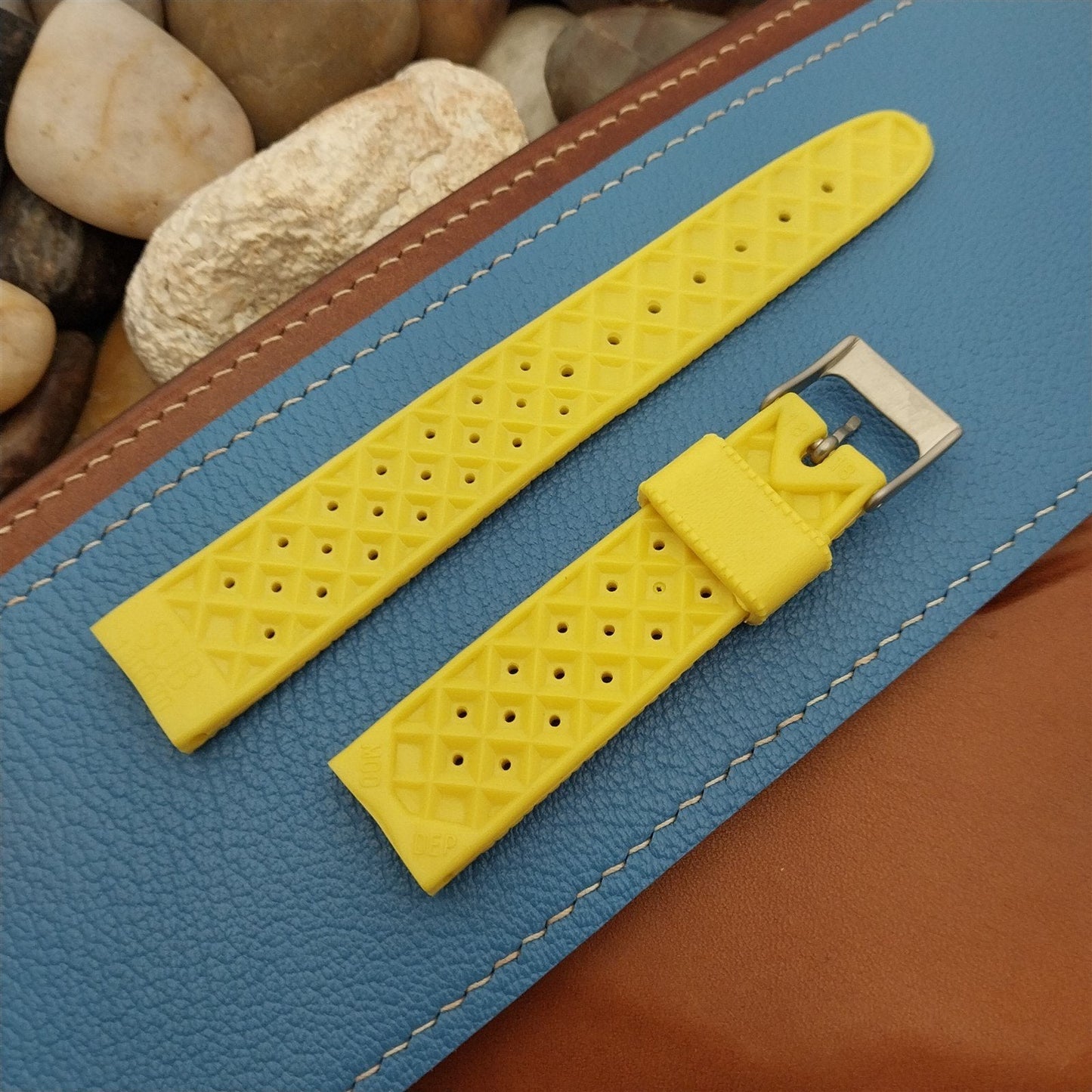 Vintage 18mm Swiss SUB Yellow Skindiver 1960s Watch Band & Bead Blasted Buckle