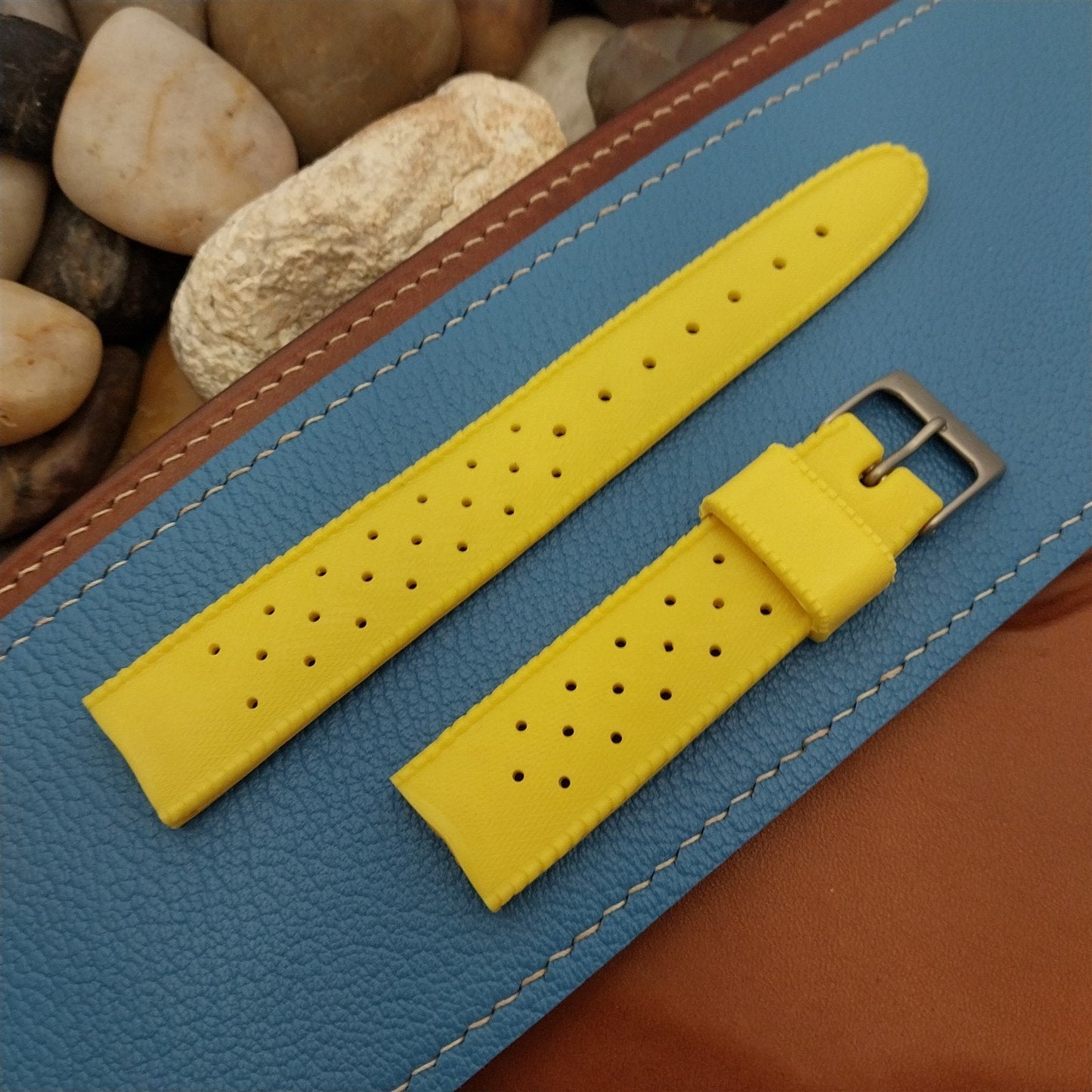 Vintage 18mm Swiss SUB Yellow Skindiver 1960s Watch Band & Bead Blasted Buckle