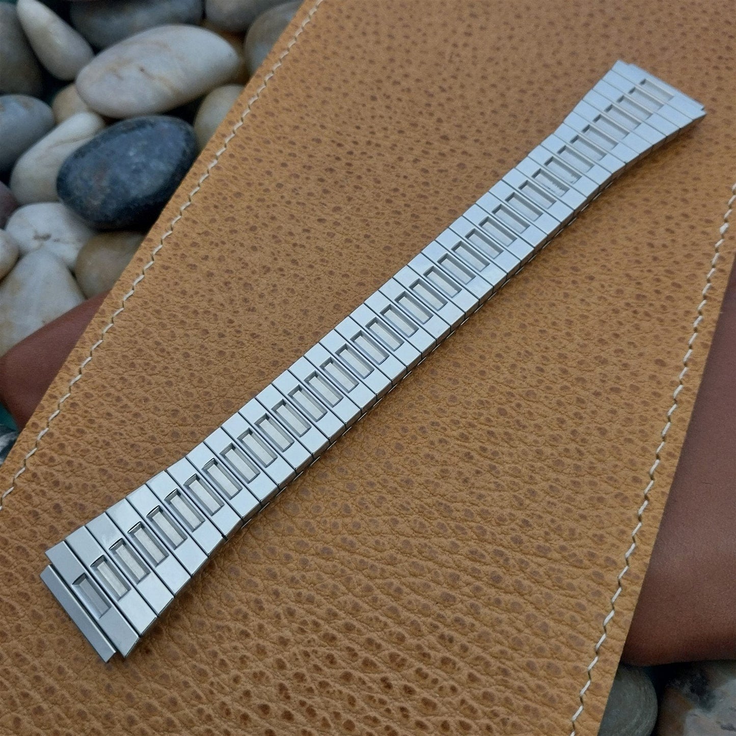 19mm Stainless Steel Flared Stretch Expansion Unused nos Vintage Watch Band